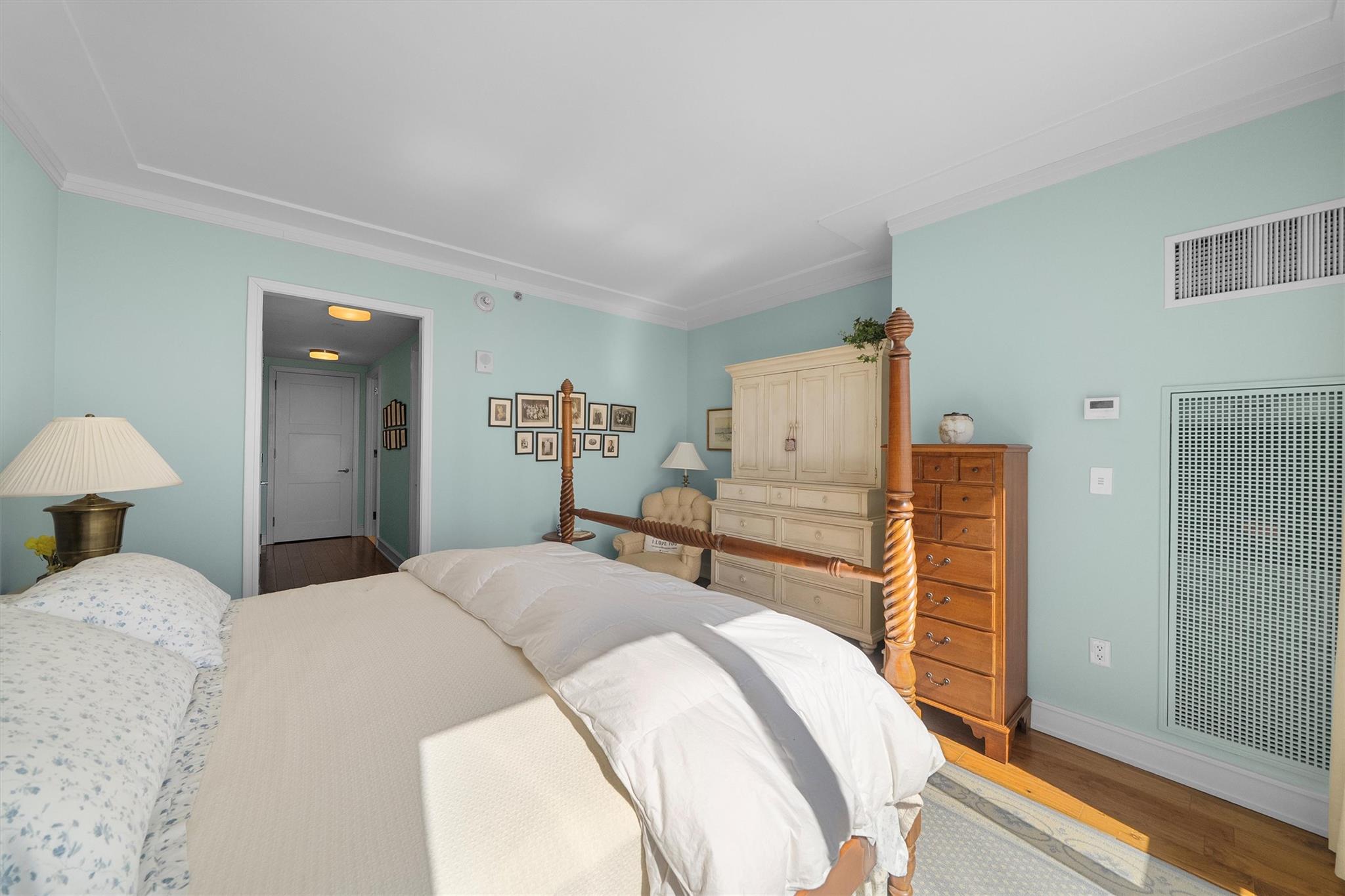 5 Renaissance Square Unit: 12F