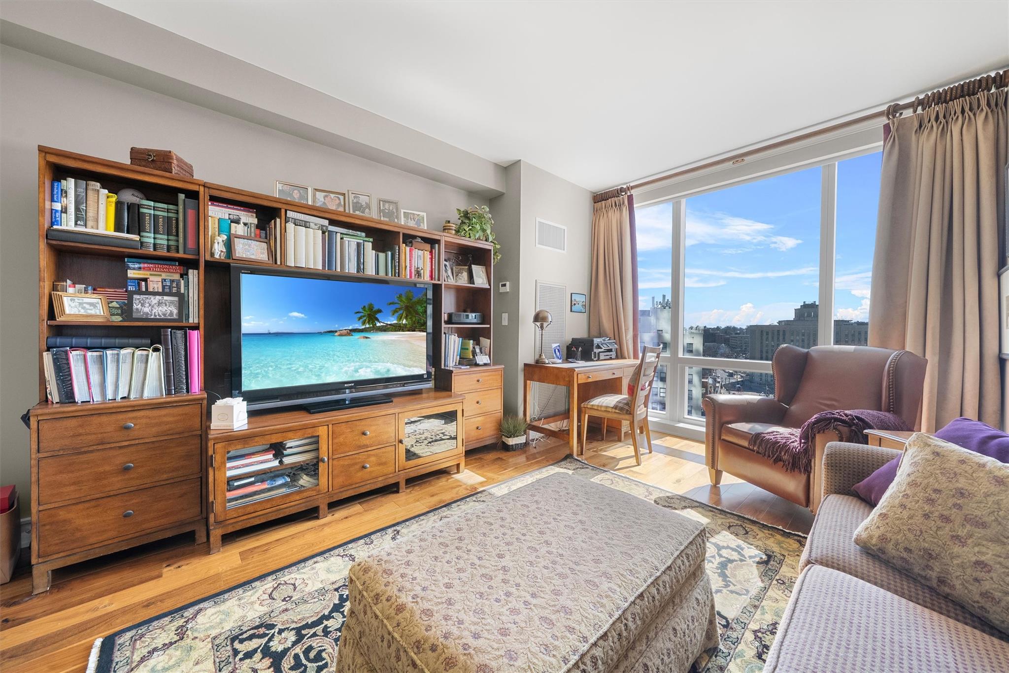 5 Renaissance Square Unit: 12F