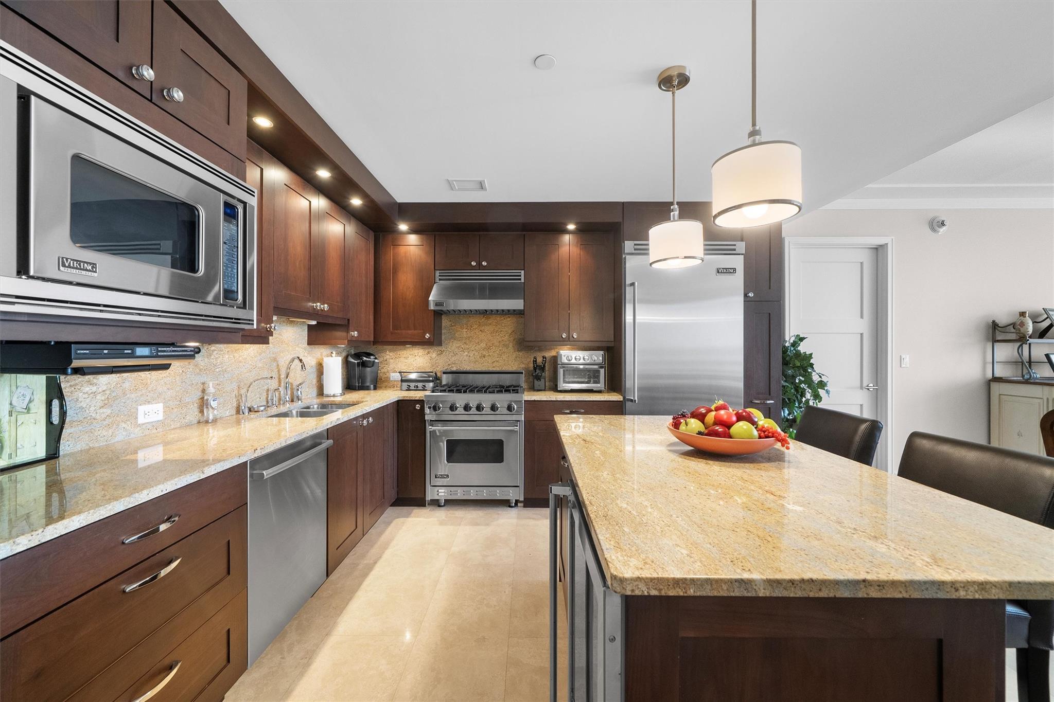 5 Renaissance Square Unit: 12F