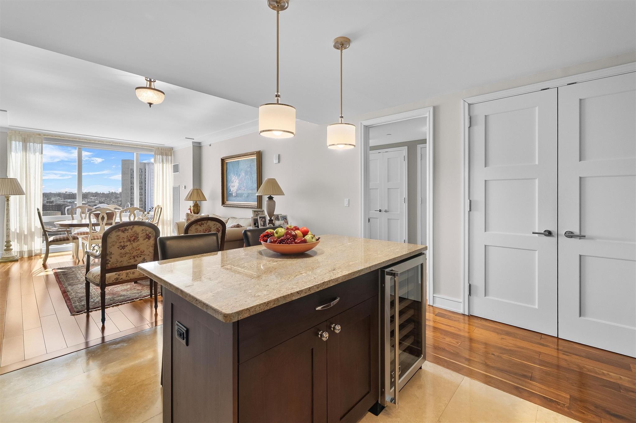 5 Renaissance Square Unit: 12F