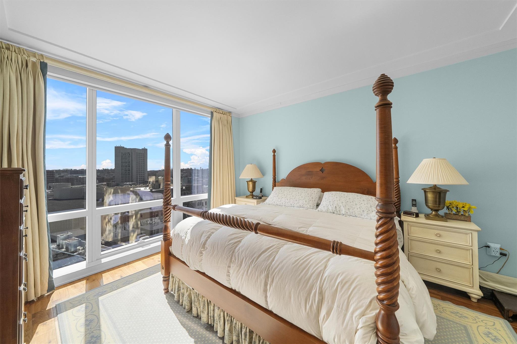 5 Renaissance Square Unit: 12F