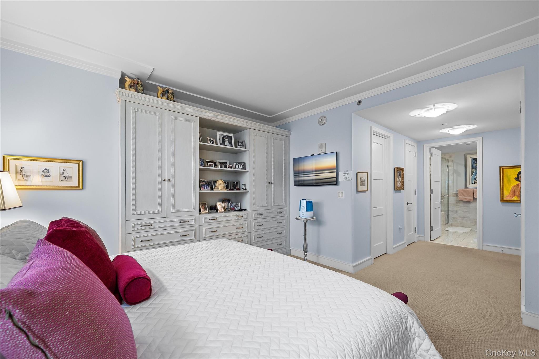 5 Renaissance Square Unit: 23G