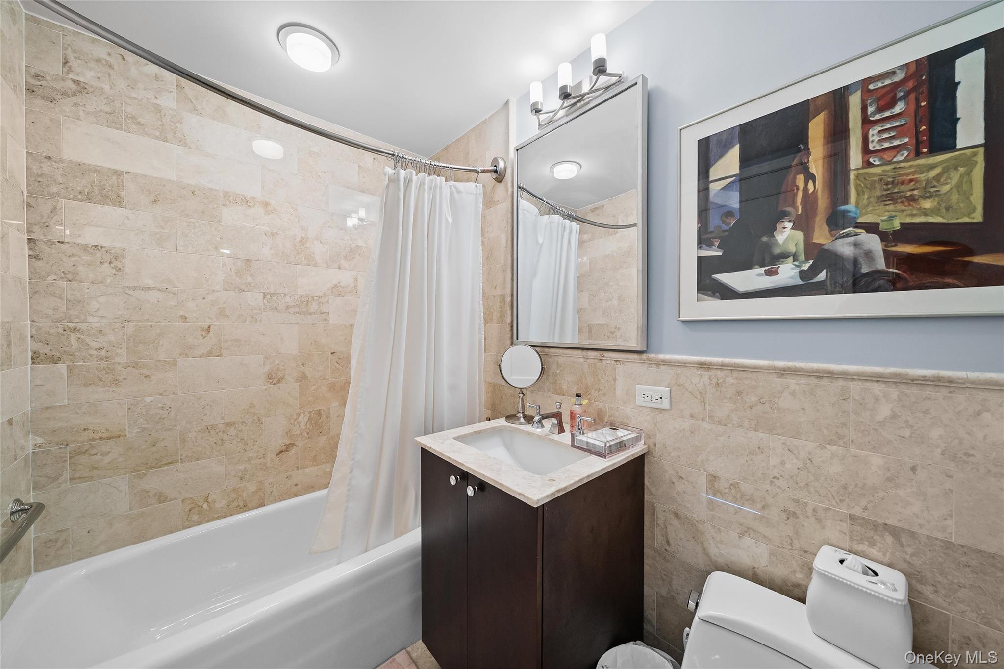 5 Renaissance Square Unit: 23G