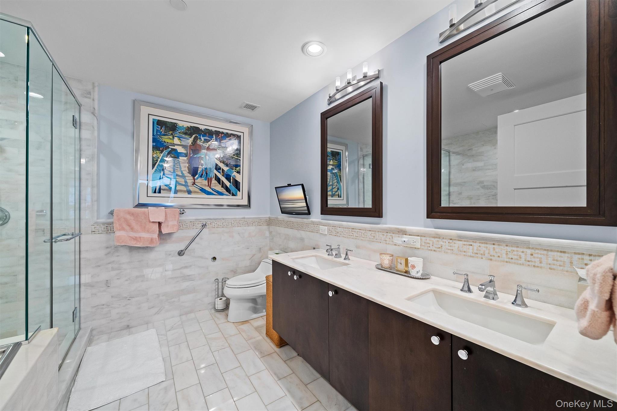 5 Renaissance Square Unit: 23G