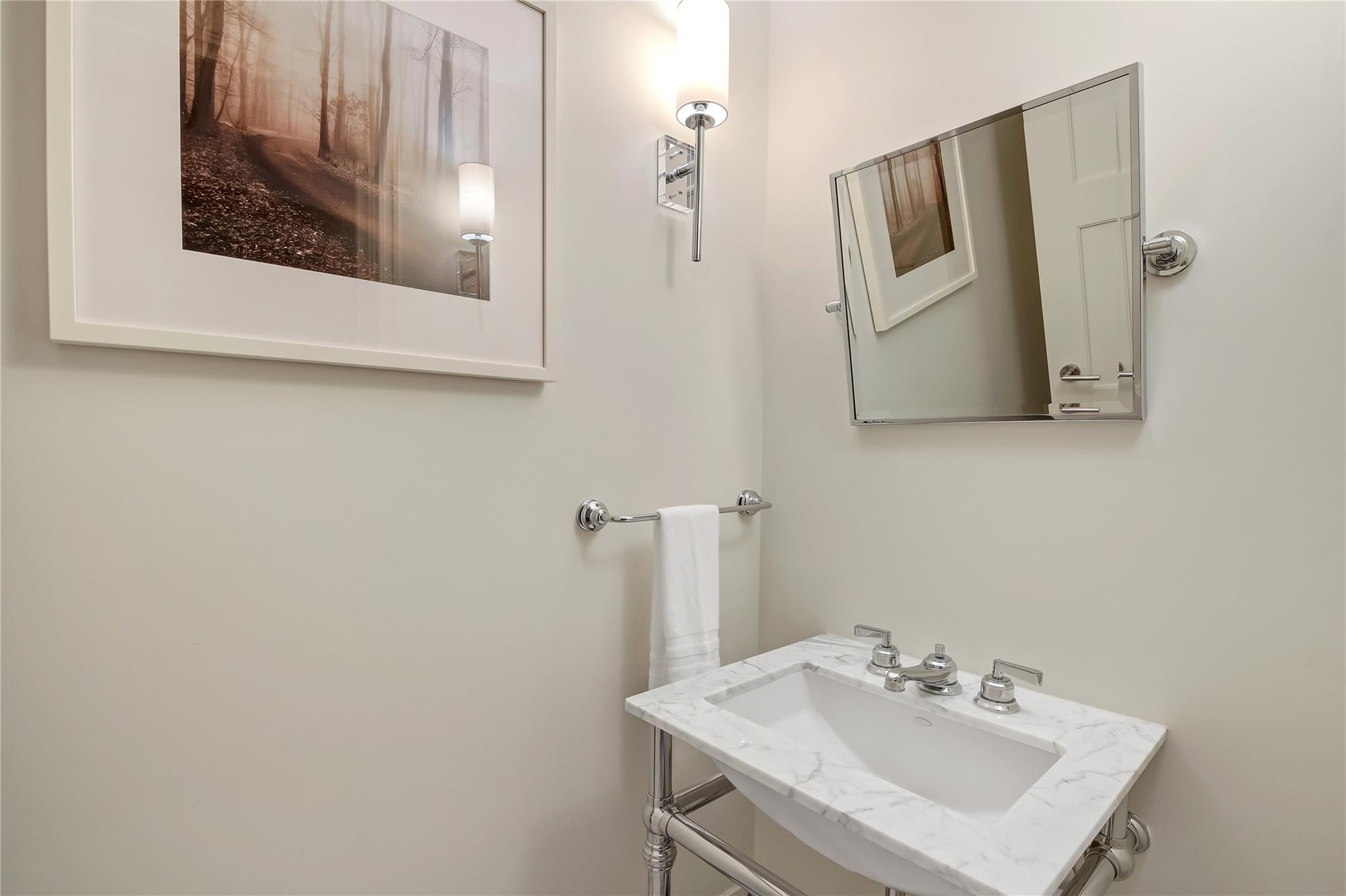 1 Renaissance Square Unit: 8E