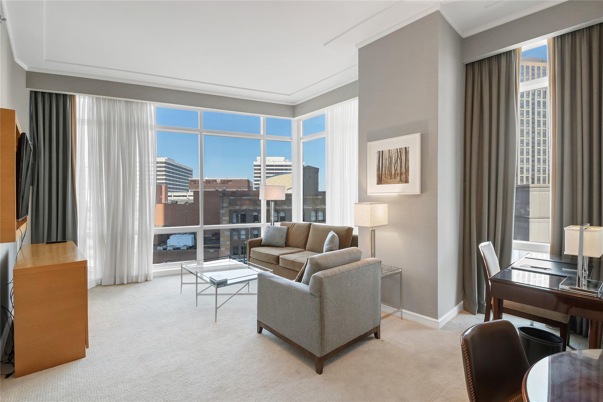 1 Renaissance Square Unit: 8E