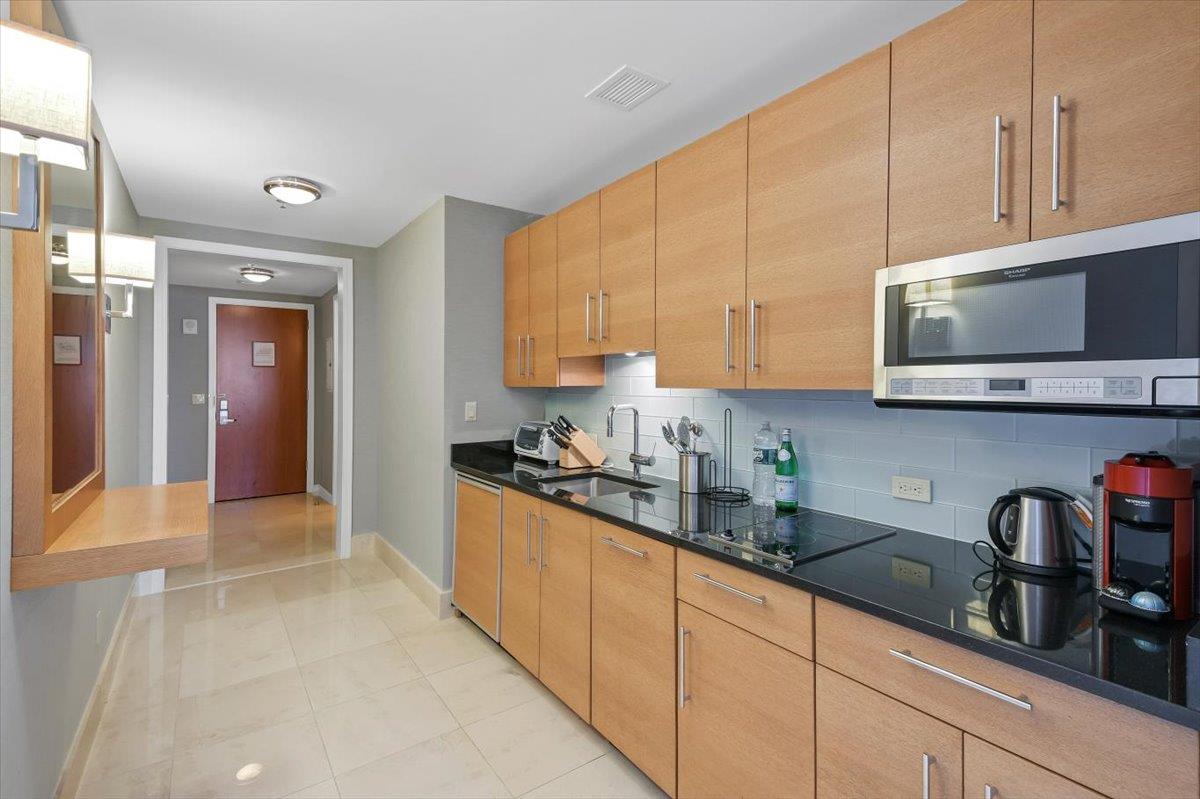 1 Renaissance Square Unit: 9A