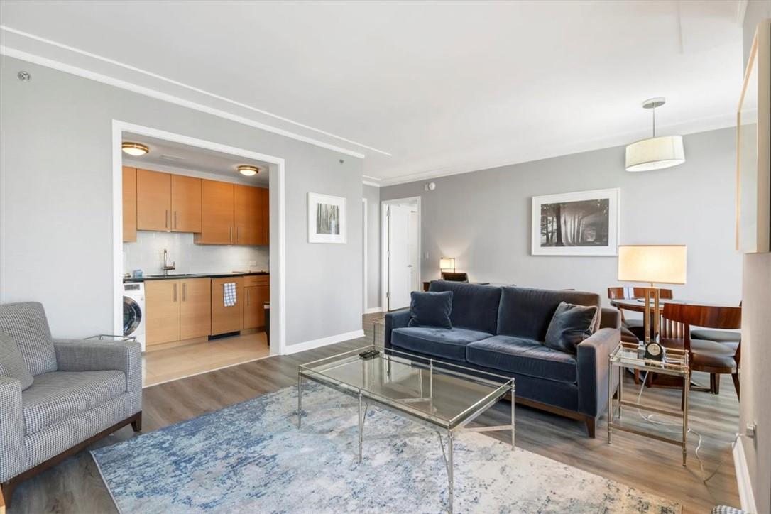 1 Renaissance Square Unit: 9D