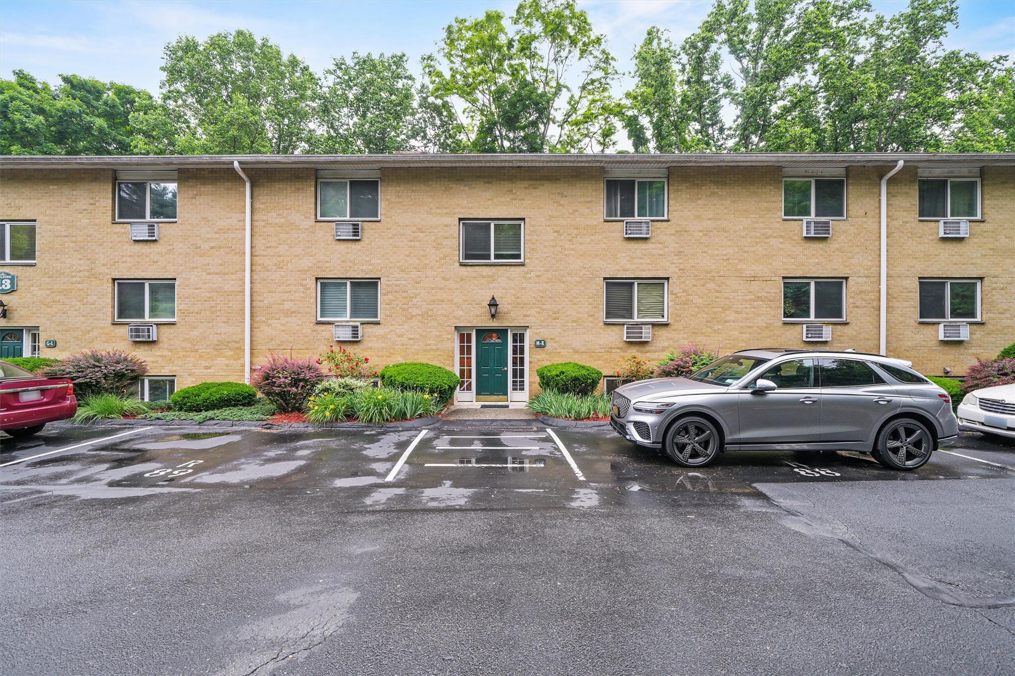 13 Scenic Drive Unit: M