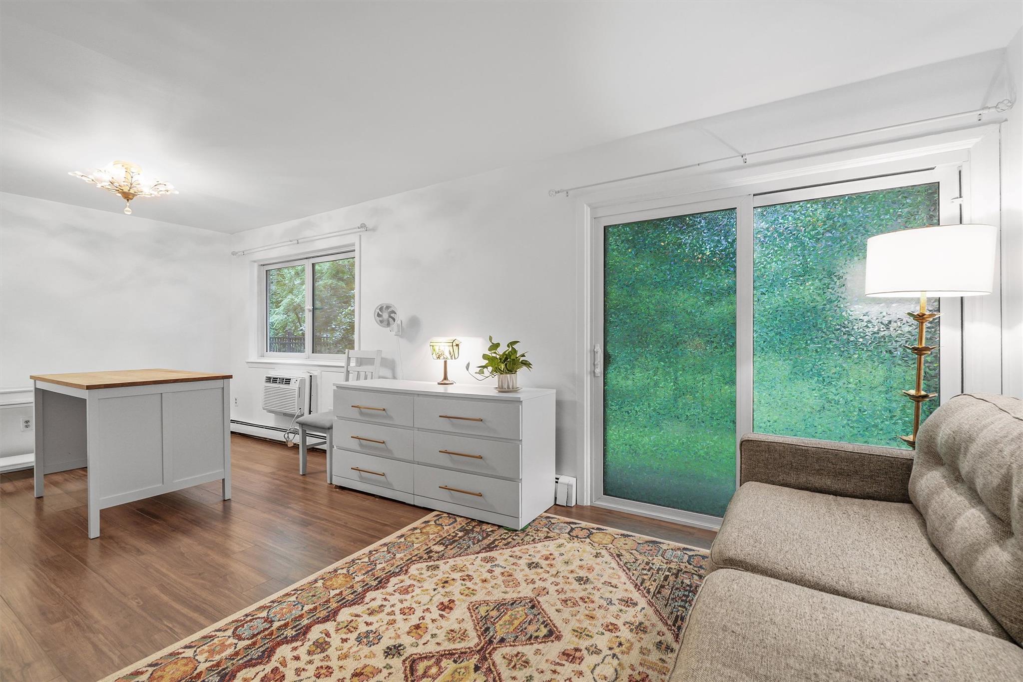13 Scenic Drive Unit: M