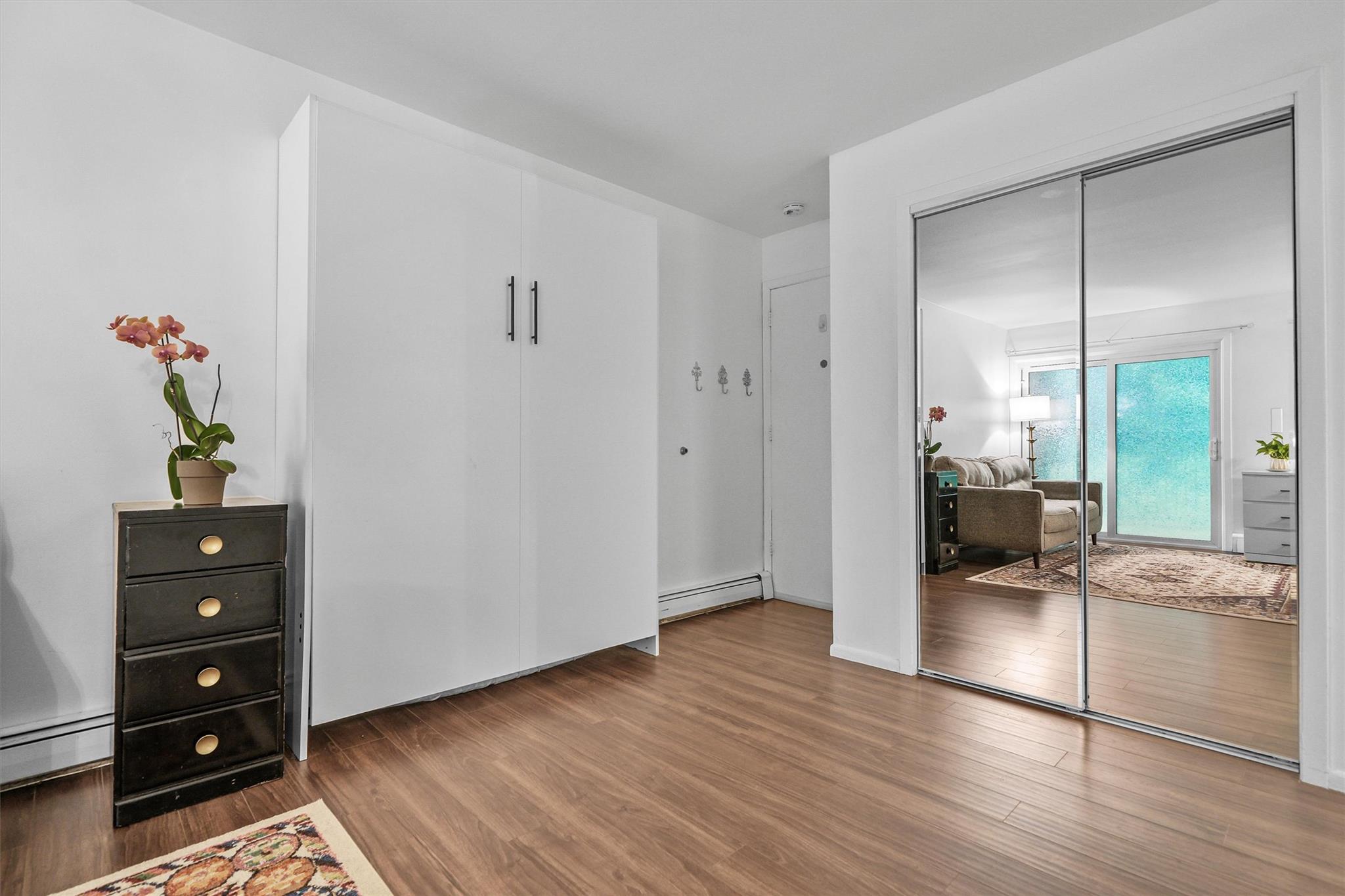 13 Scenic Drive Unit: M