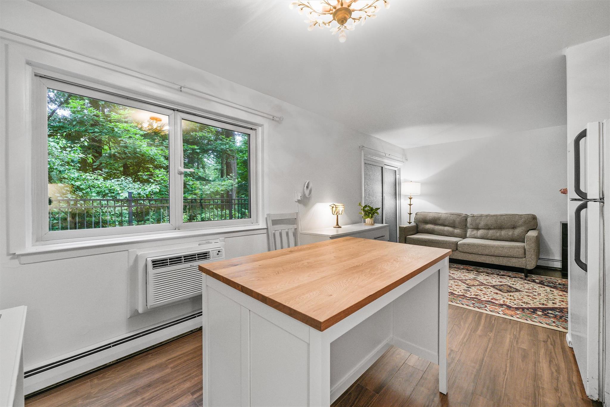 13 Scenic Drive Unit: M