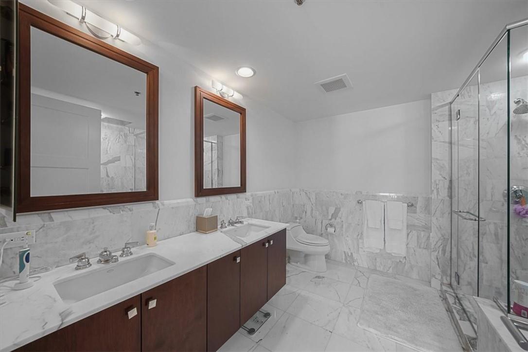 1 Renaissance Square Unit: 14D