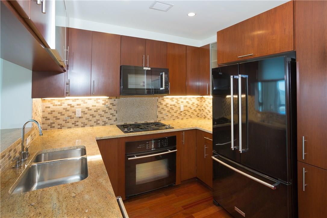 175 Huguenot St Unit: 1801