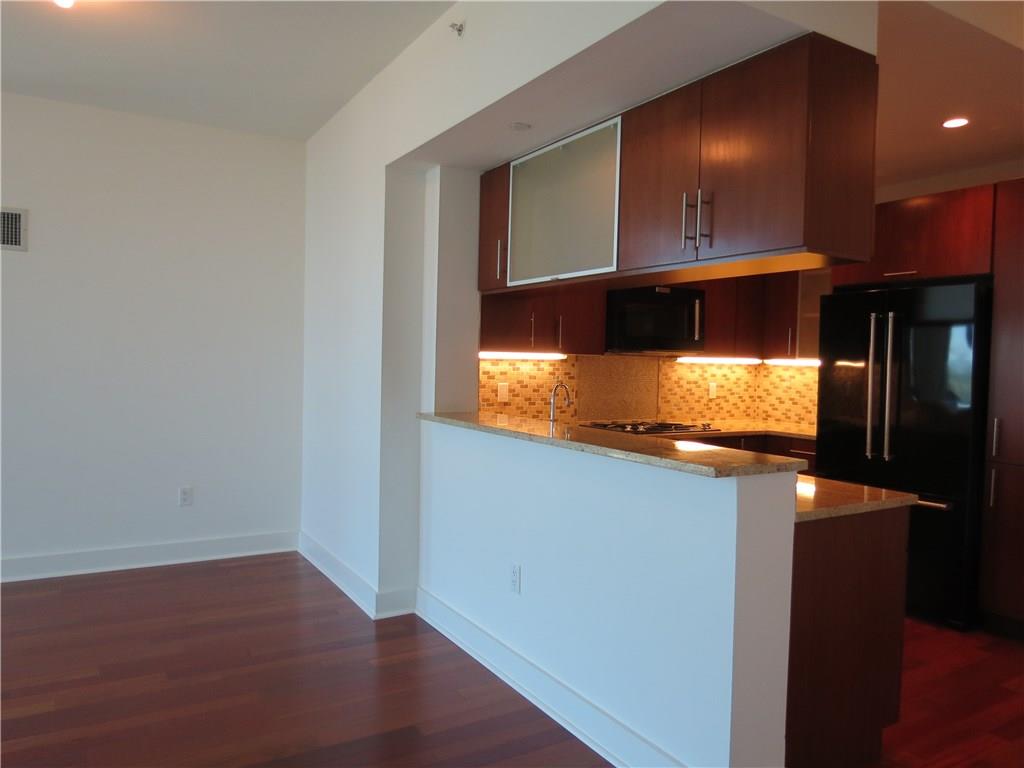 175 Huguenot St Unit: 1801