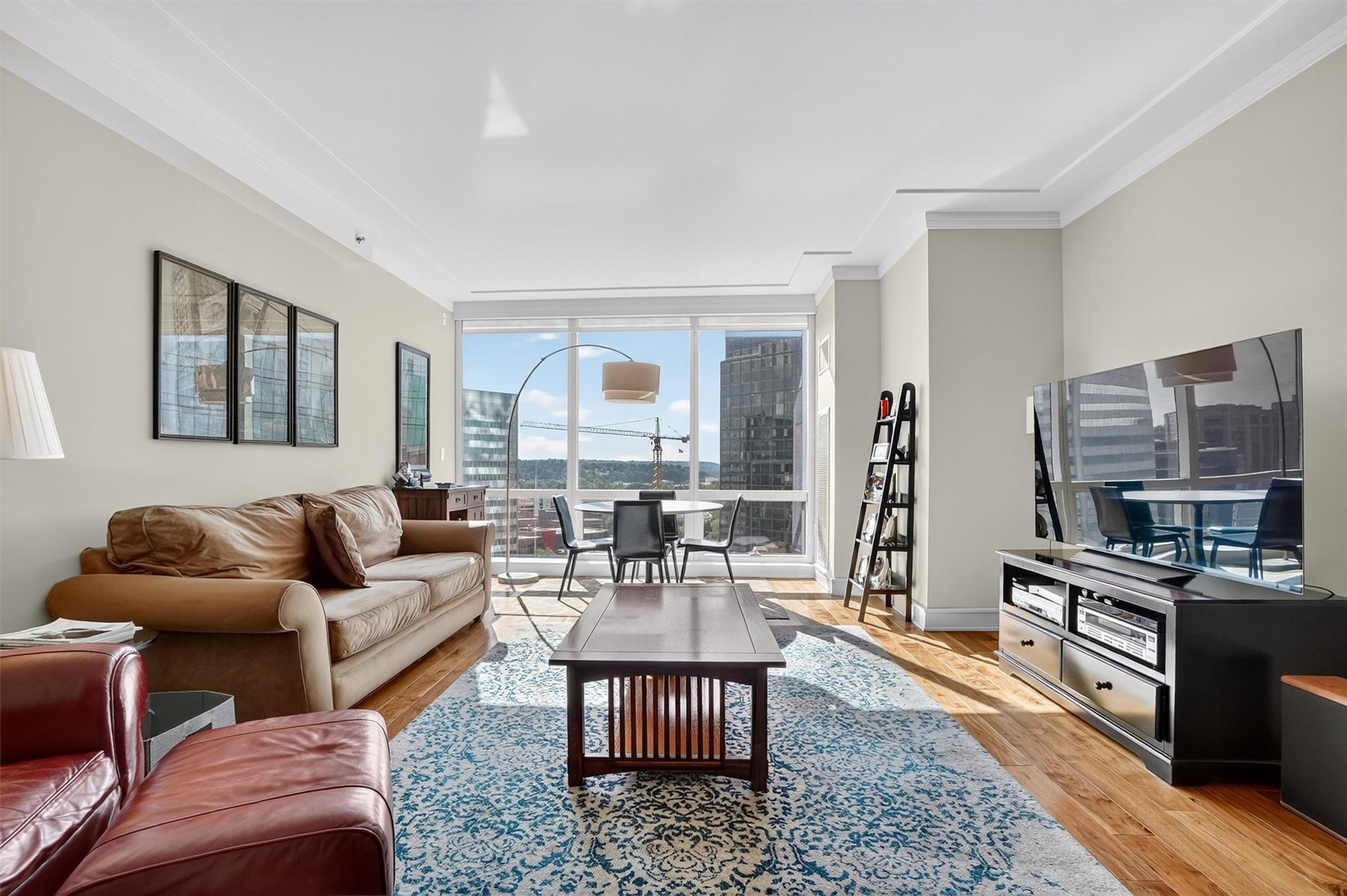 1 Renaissance Square Unit: 14F