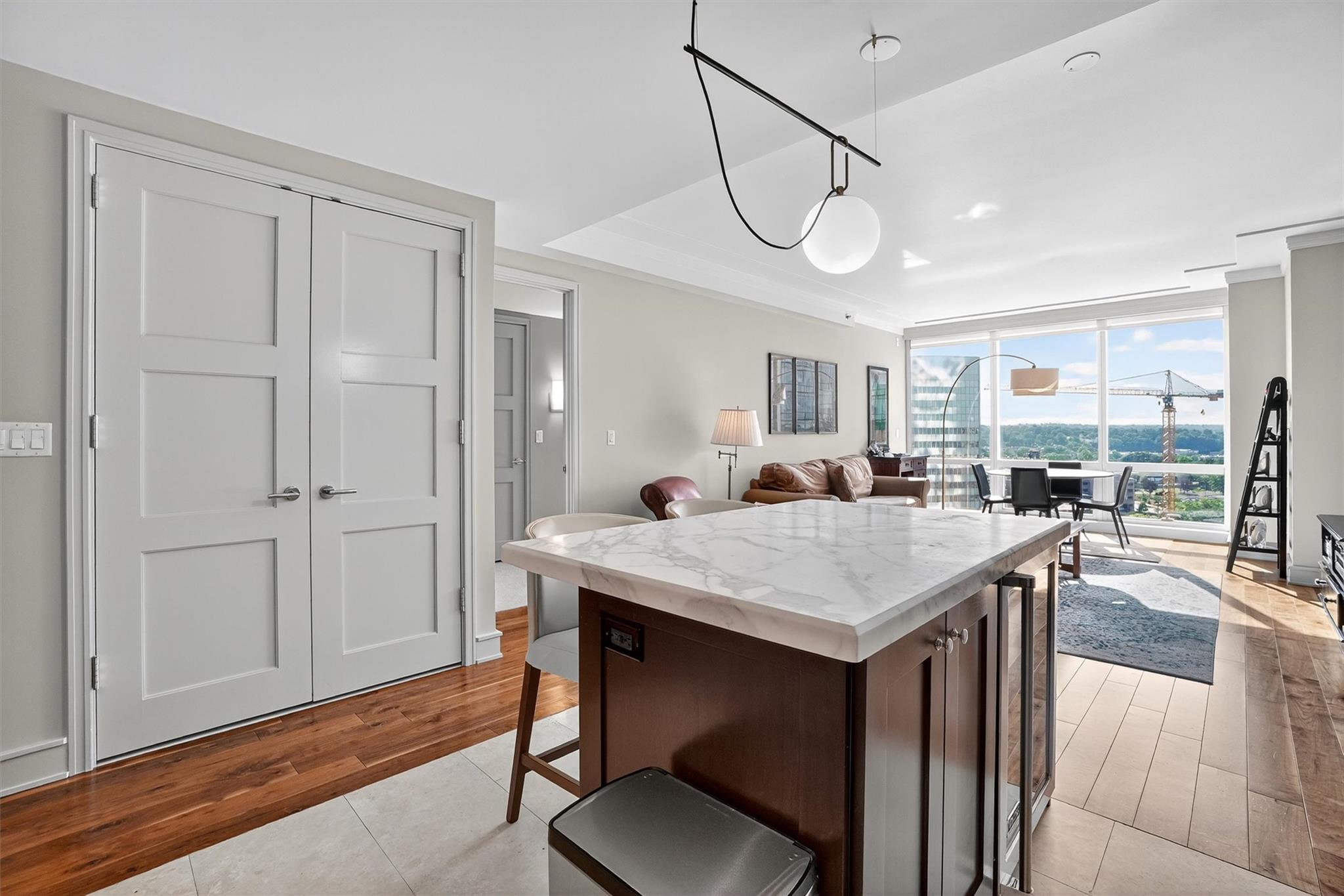 1 Renaissance Square Unit: 14F