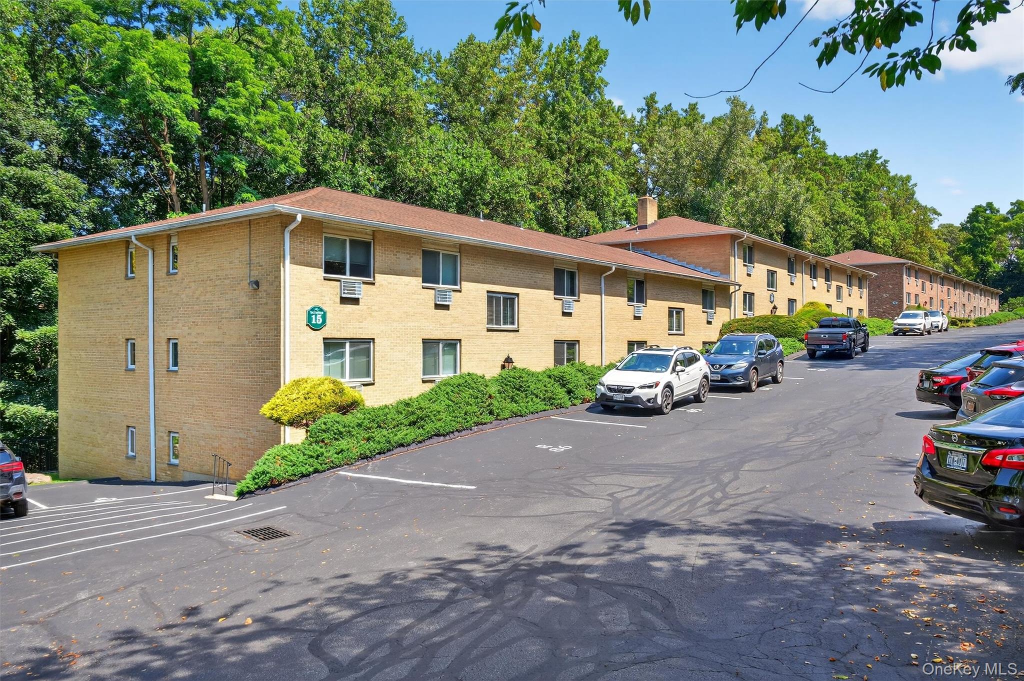 15 Scenic Drive