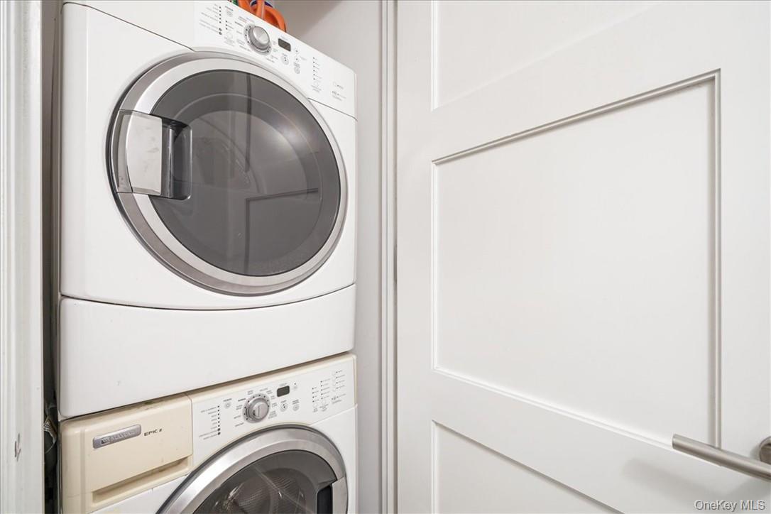 5 Renaissance Square Unit: 26B