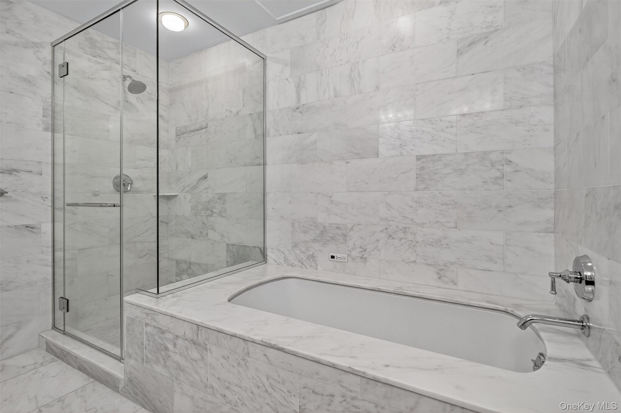 5 Renaissance Square Unit: 23C