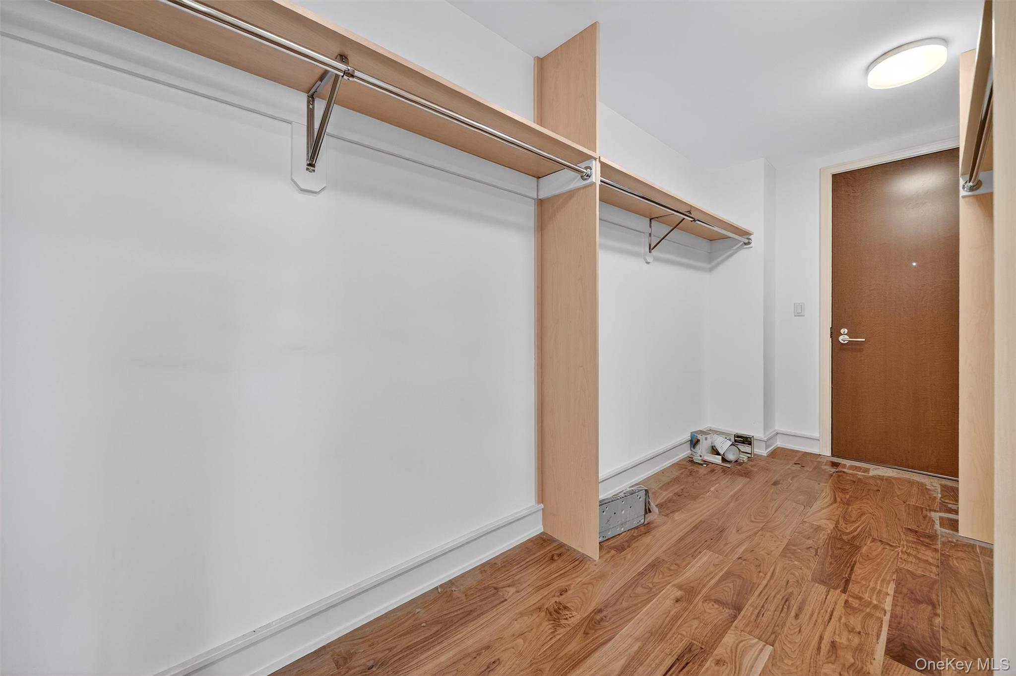 5 Renaissance Square Unit: 23C