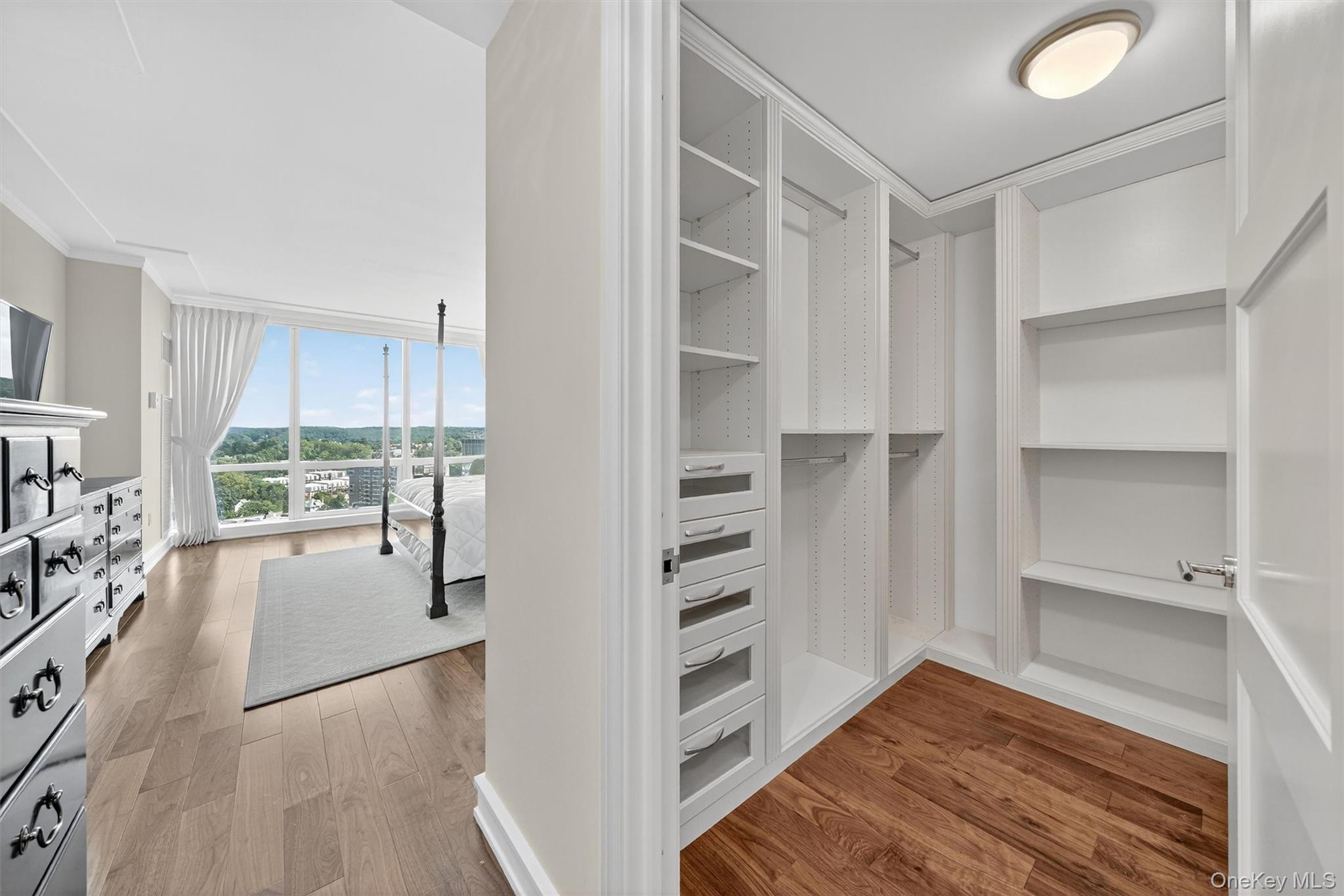 5 Renaissance Square Unit: 23C