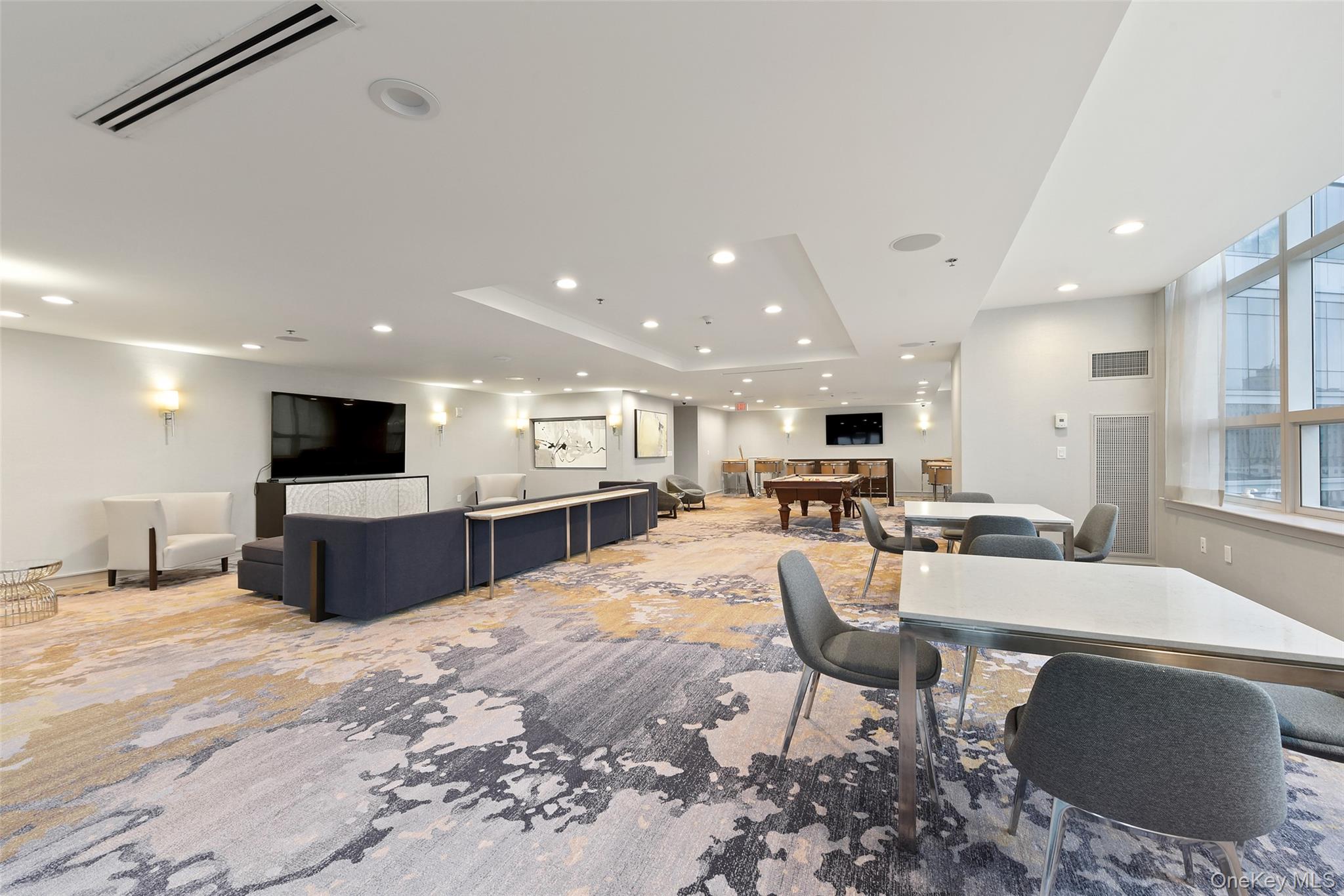 5 Renaissance Square Unit: 23C