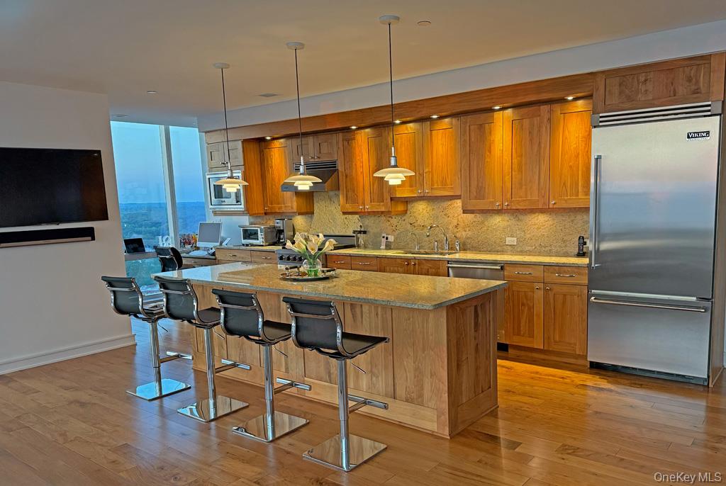 5 Renaissance Square Unit: PH6C