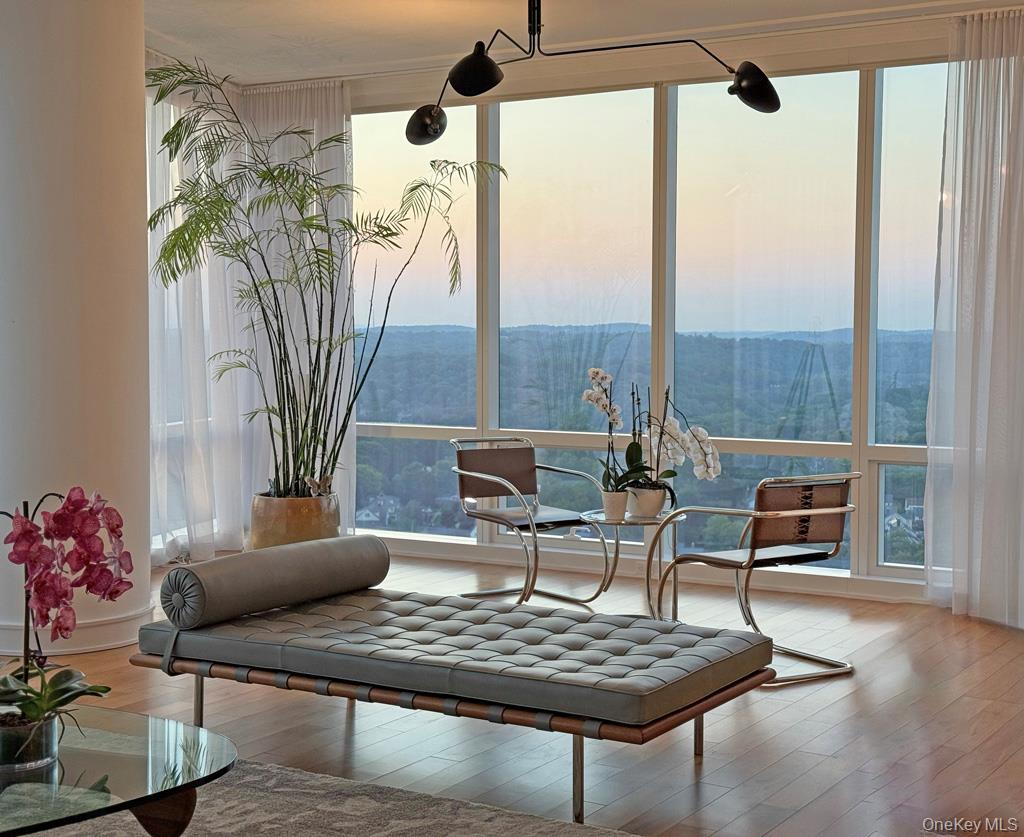 5 Renaissance Square Unit: PH6C