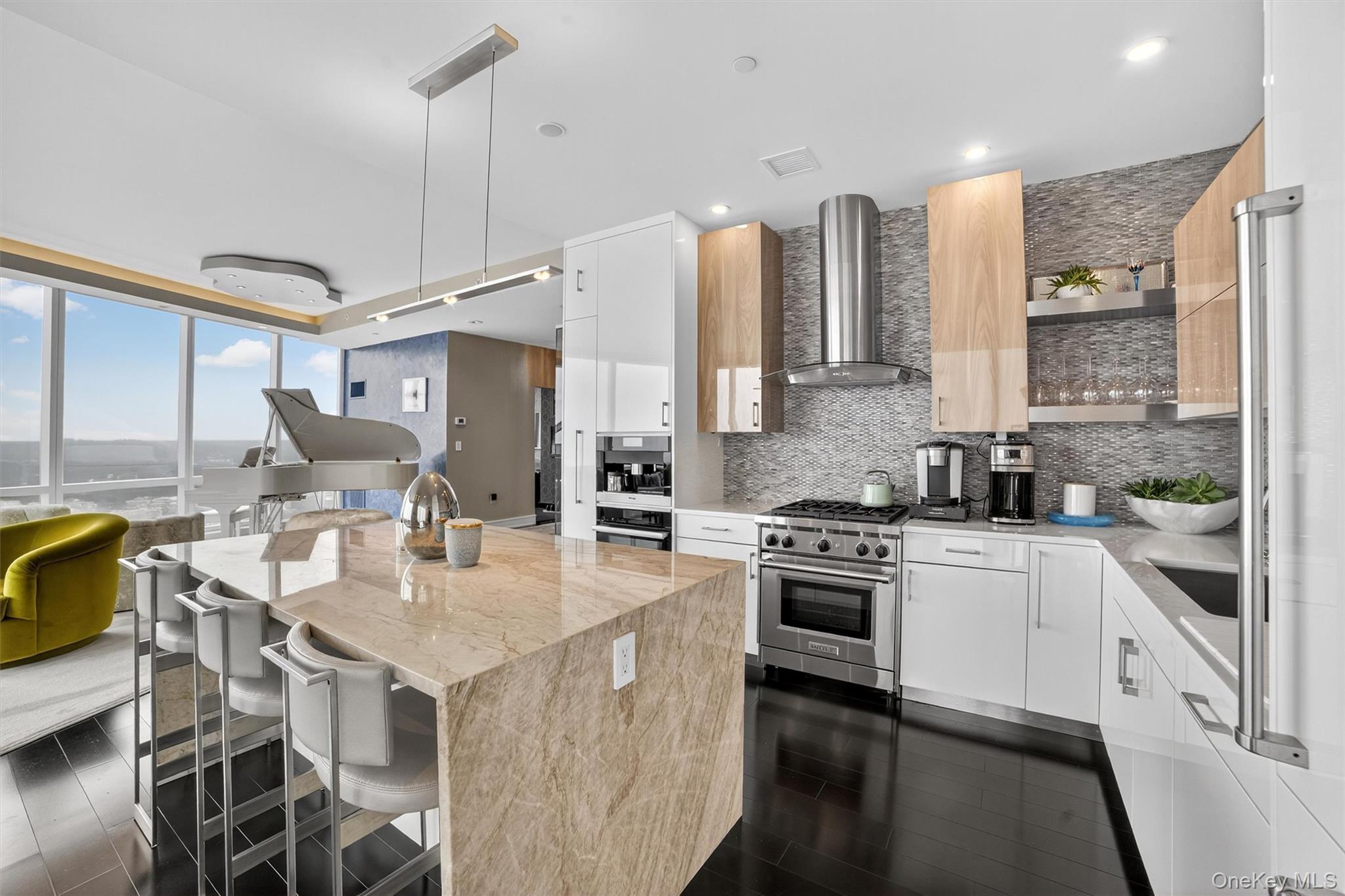 5 Renaissance Square Unit: PH9E