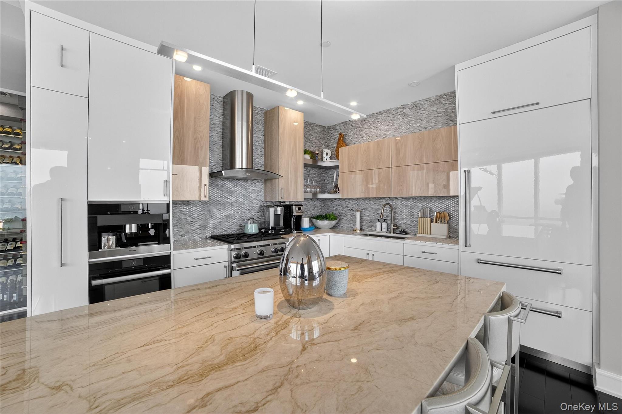 5 Renaissance Square Unit: PH9E