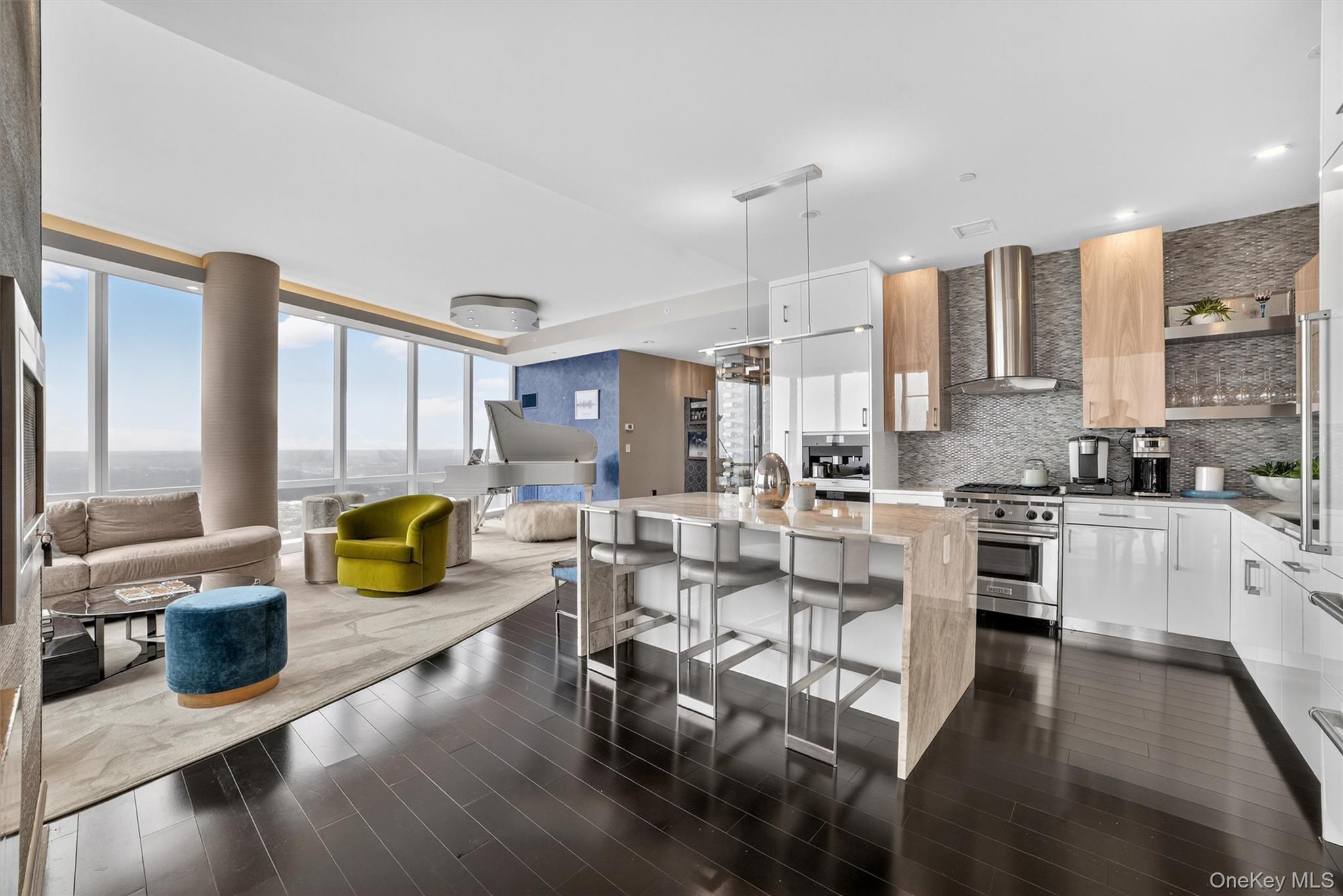 5 Renaissance Square Unit: PH9E