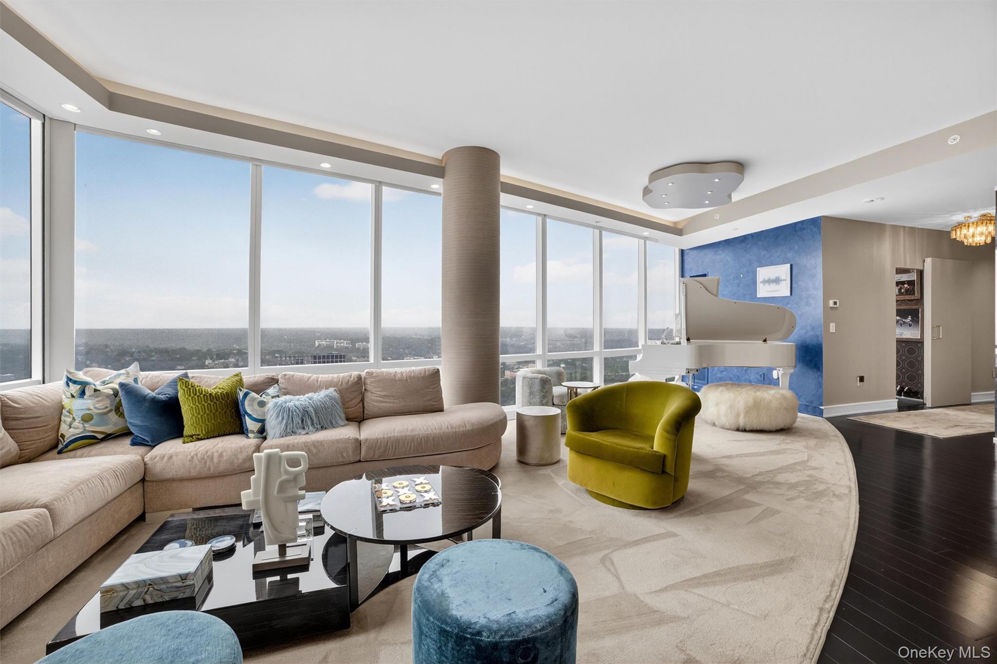 5 Renaissance Square Unit: PH9E