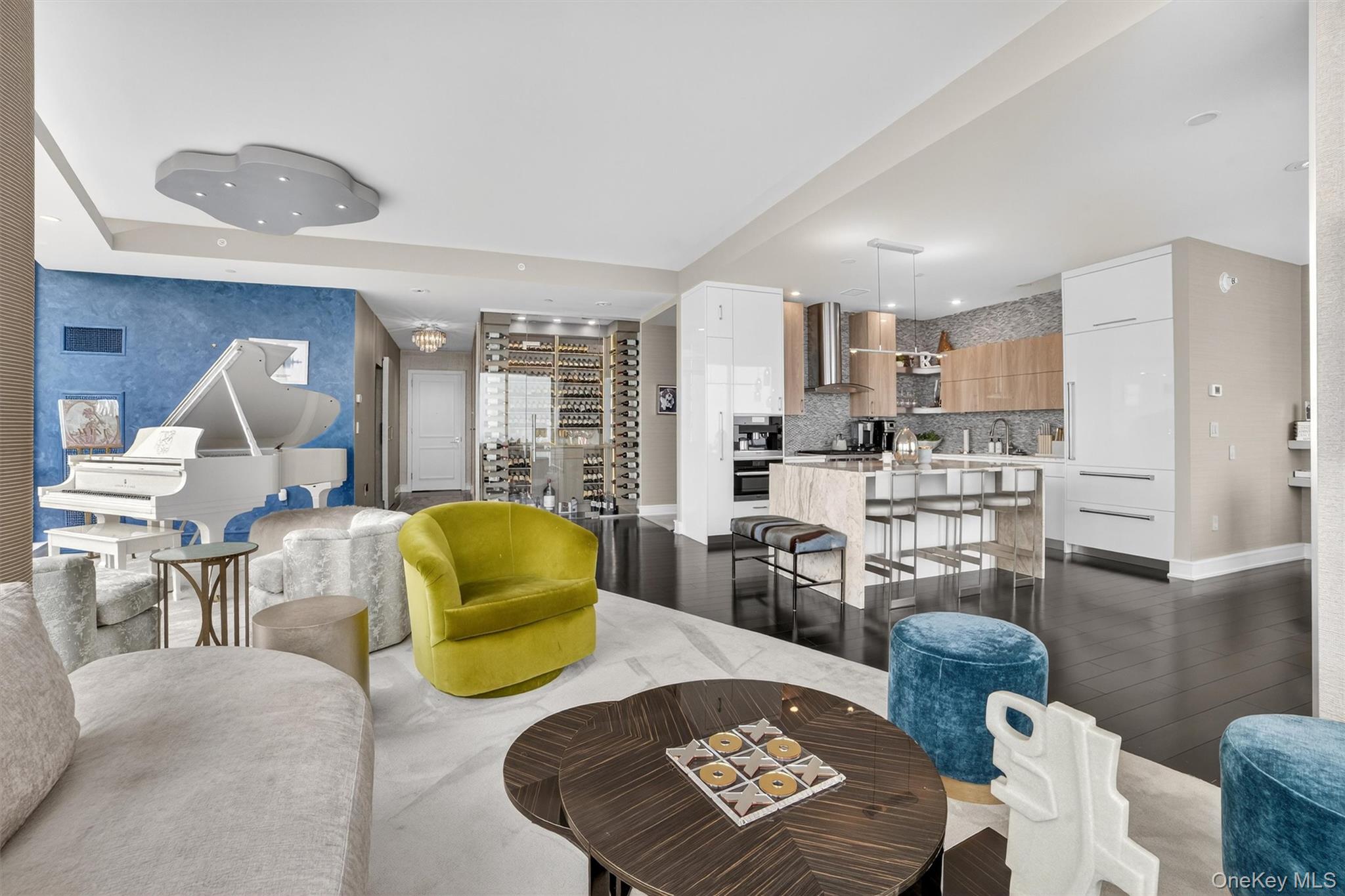 5 Renaissance Square Unit: PH9E