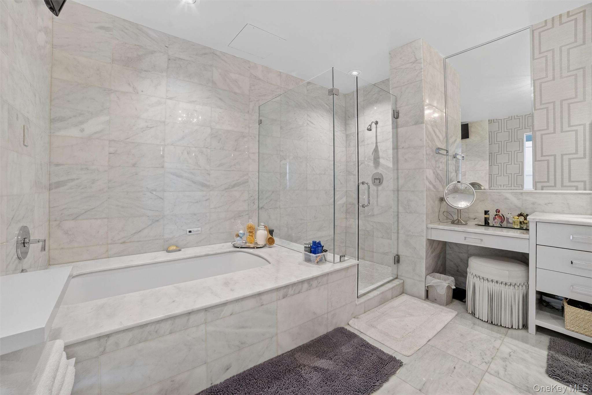 5 Renaissance Square Unit: PH9E