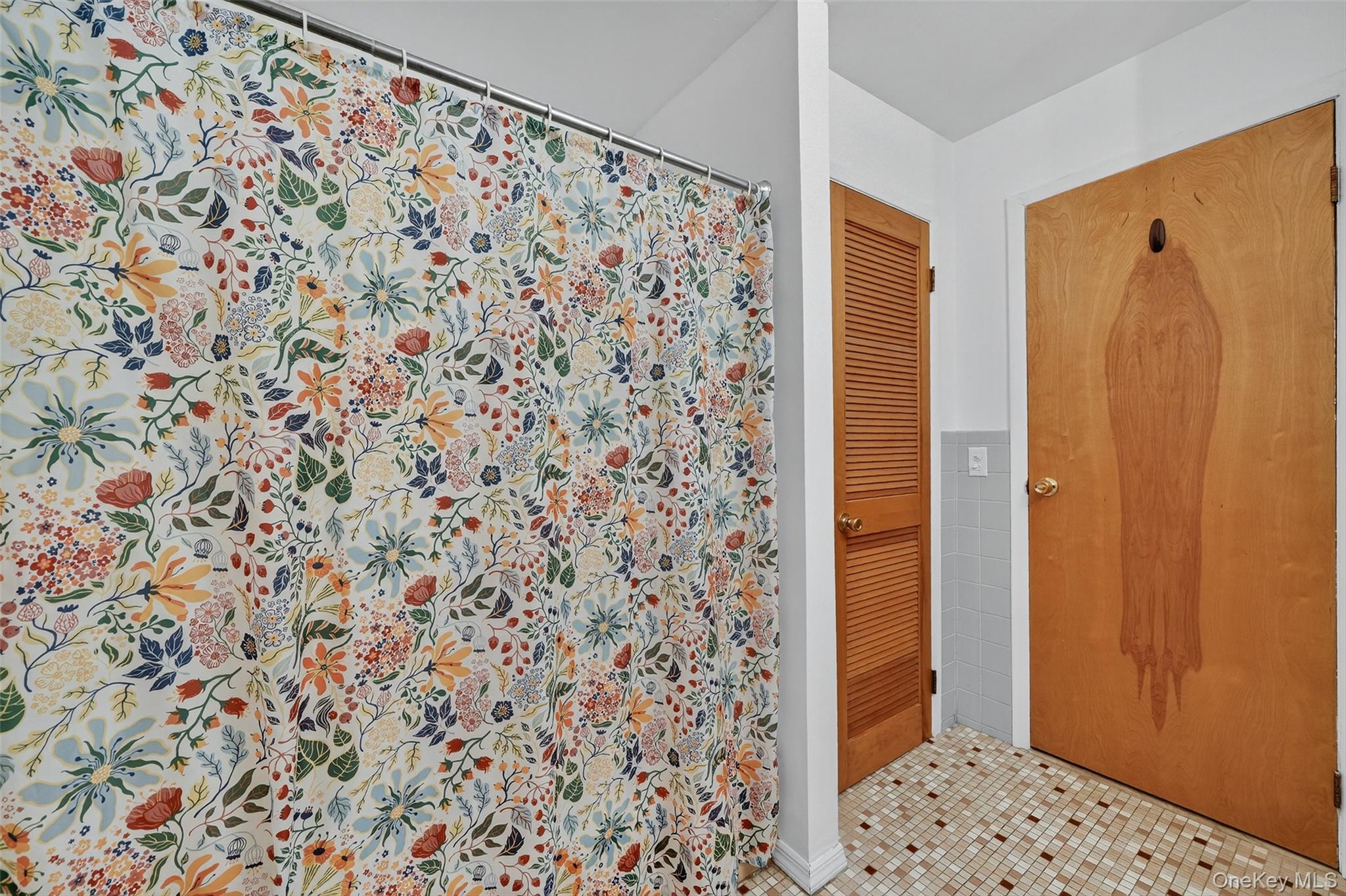 13 Scenic Drive Unit: M