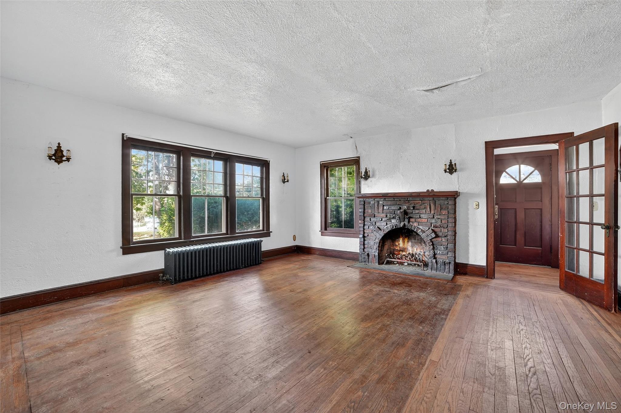 57 Oneida Avenue