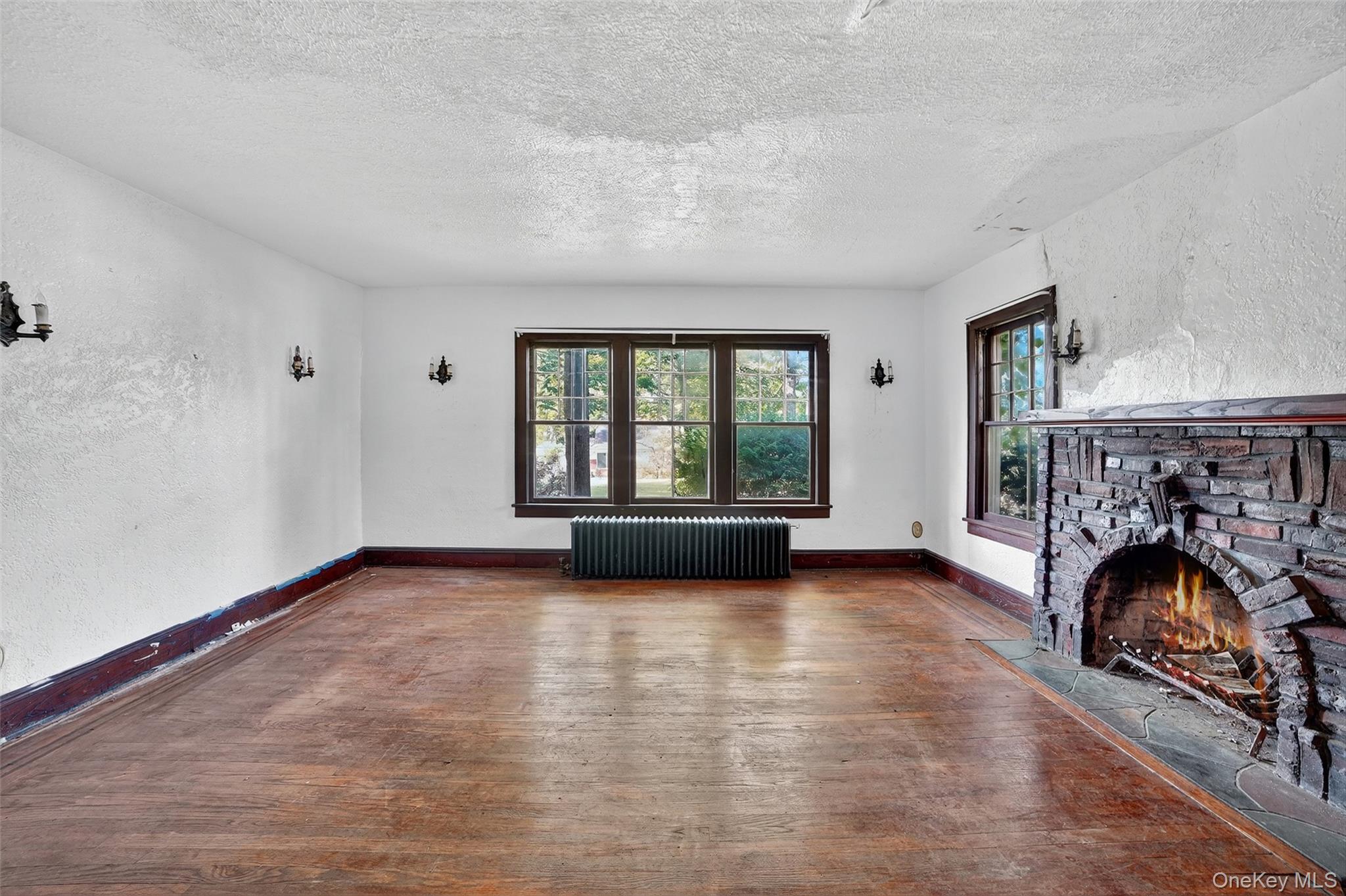 57 Oneida Avenue