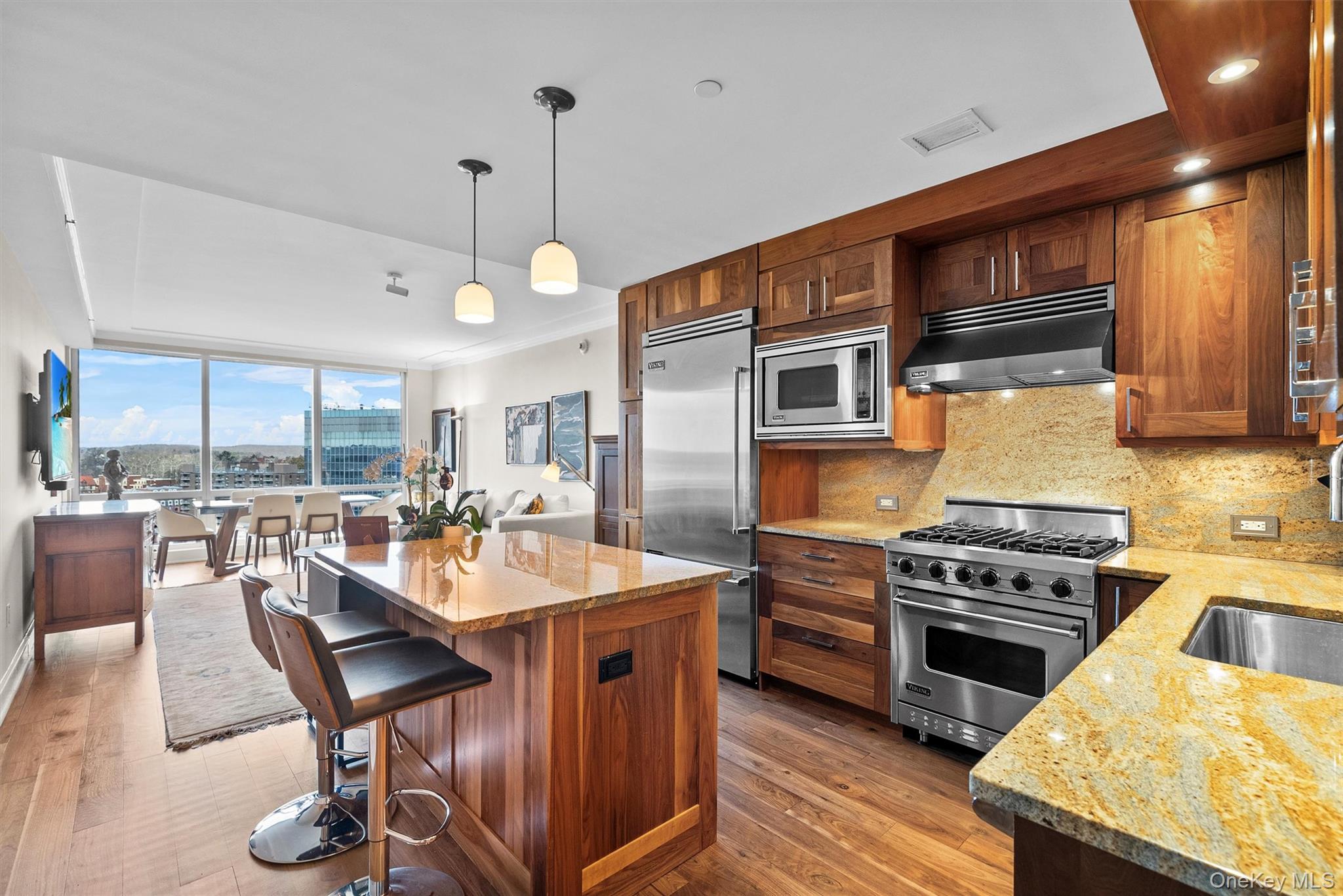 5 Renaissance Square Unit: 19B