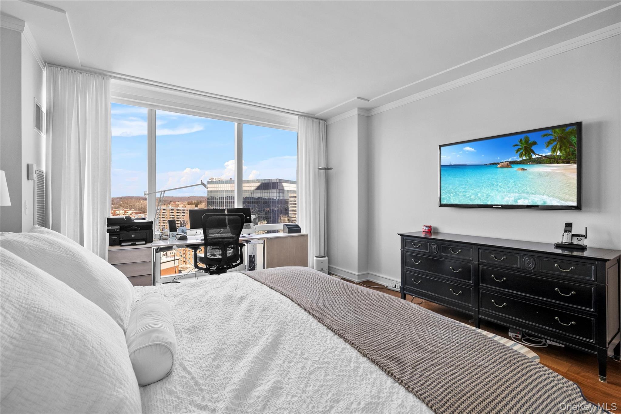 5 Renaissance Square Unit: 19B