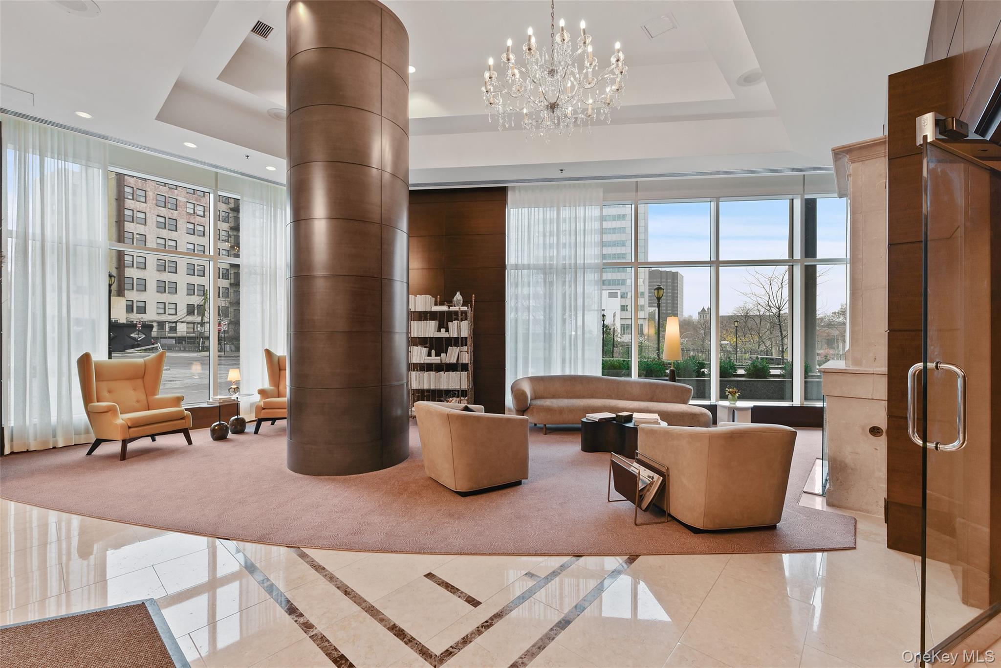 5 Renaissance Square Unit: 17C