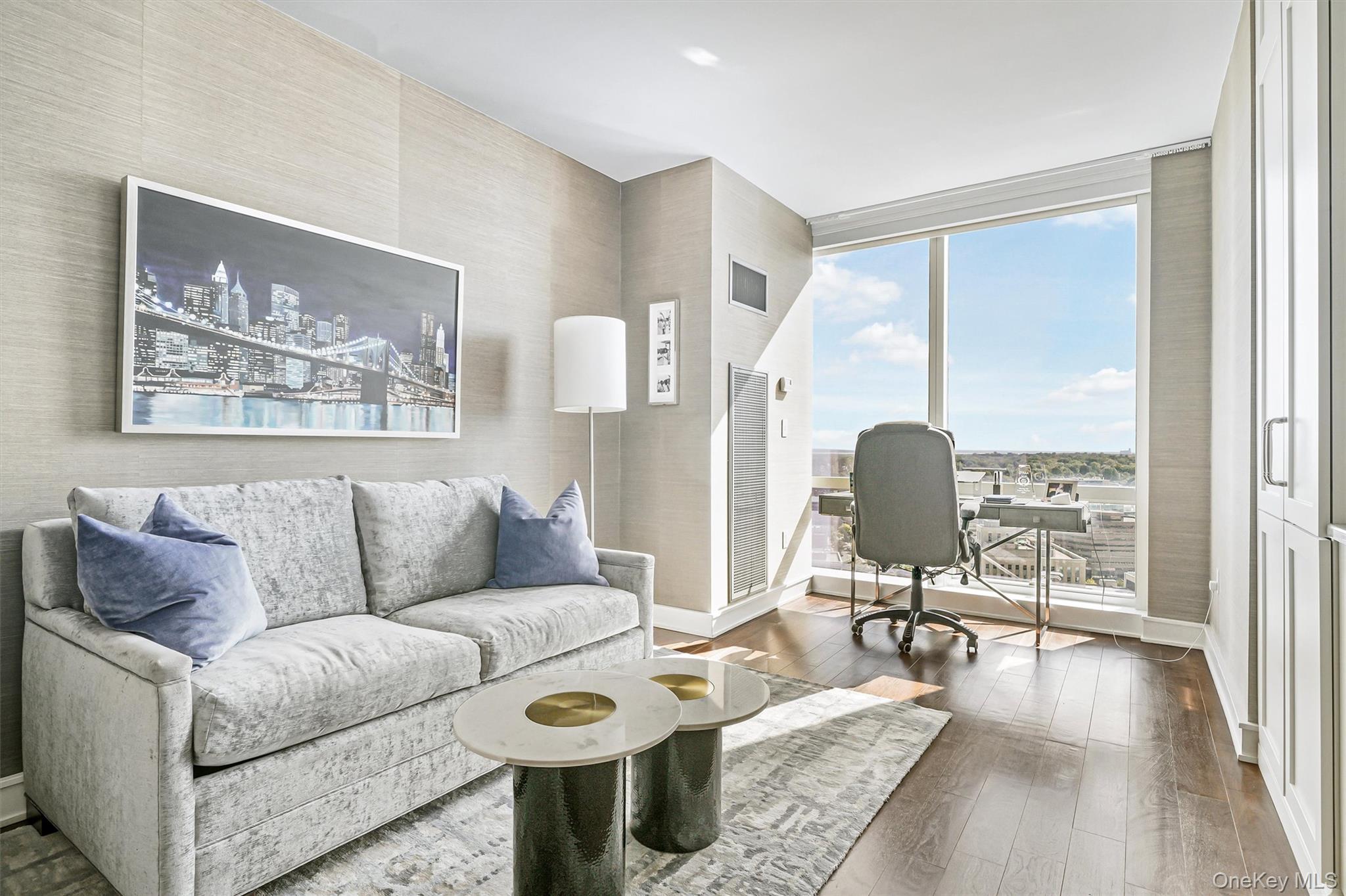 5 Renaissance Square Unit: 28E