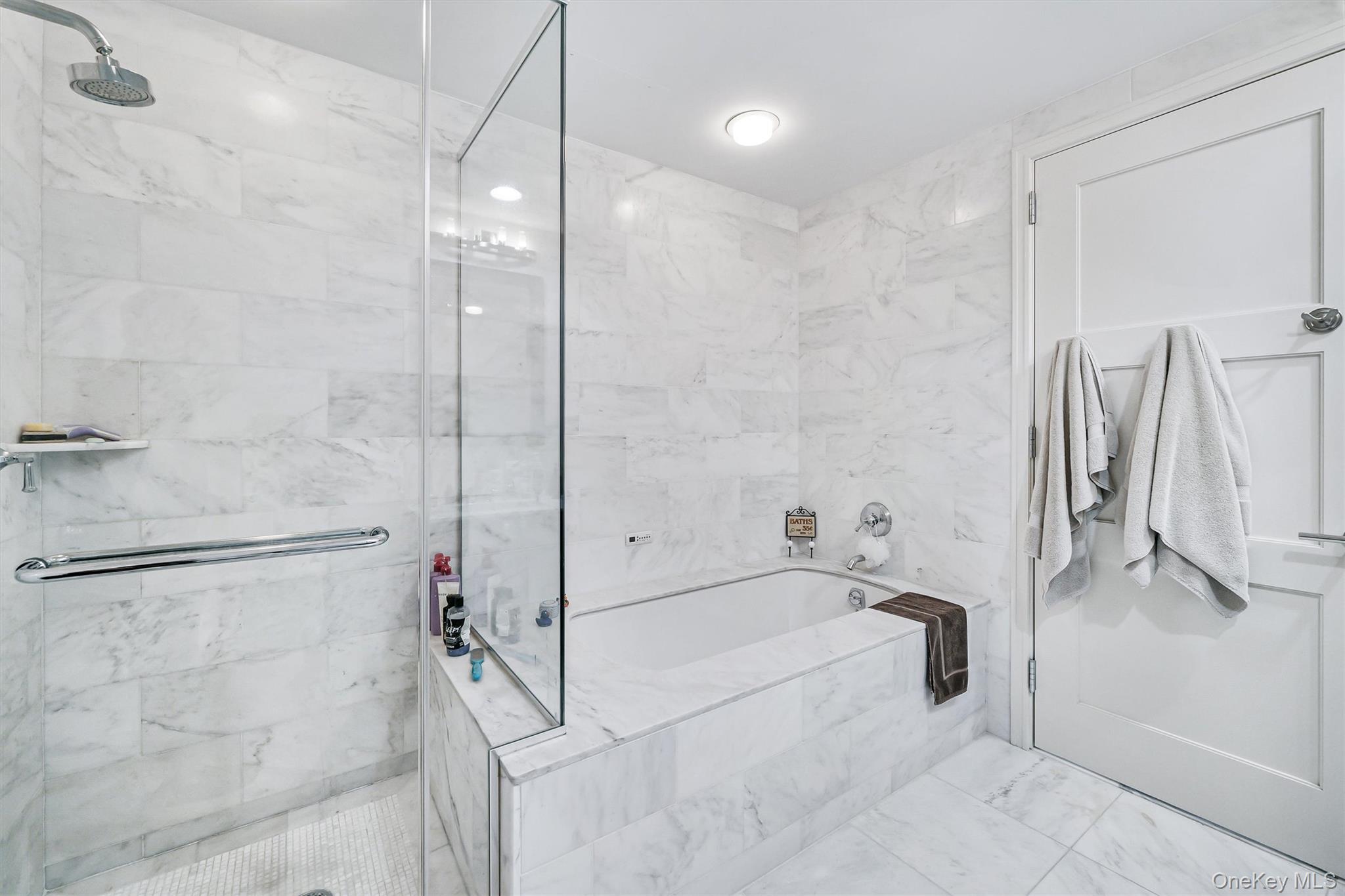 5 Renaissance Square Unit: 28E