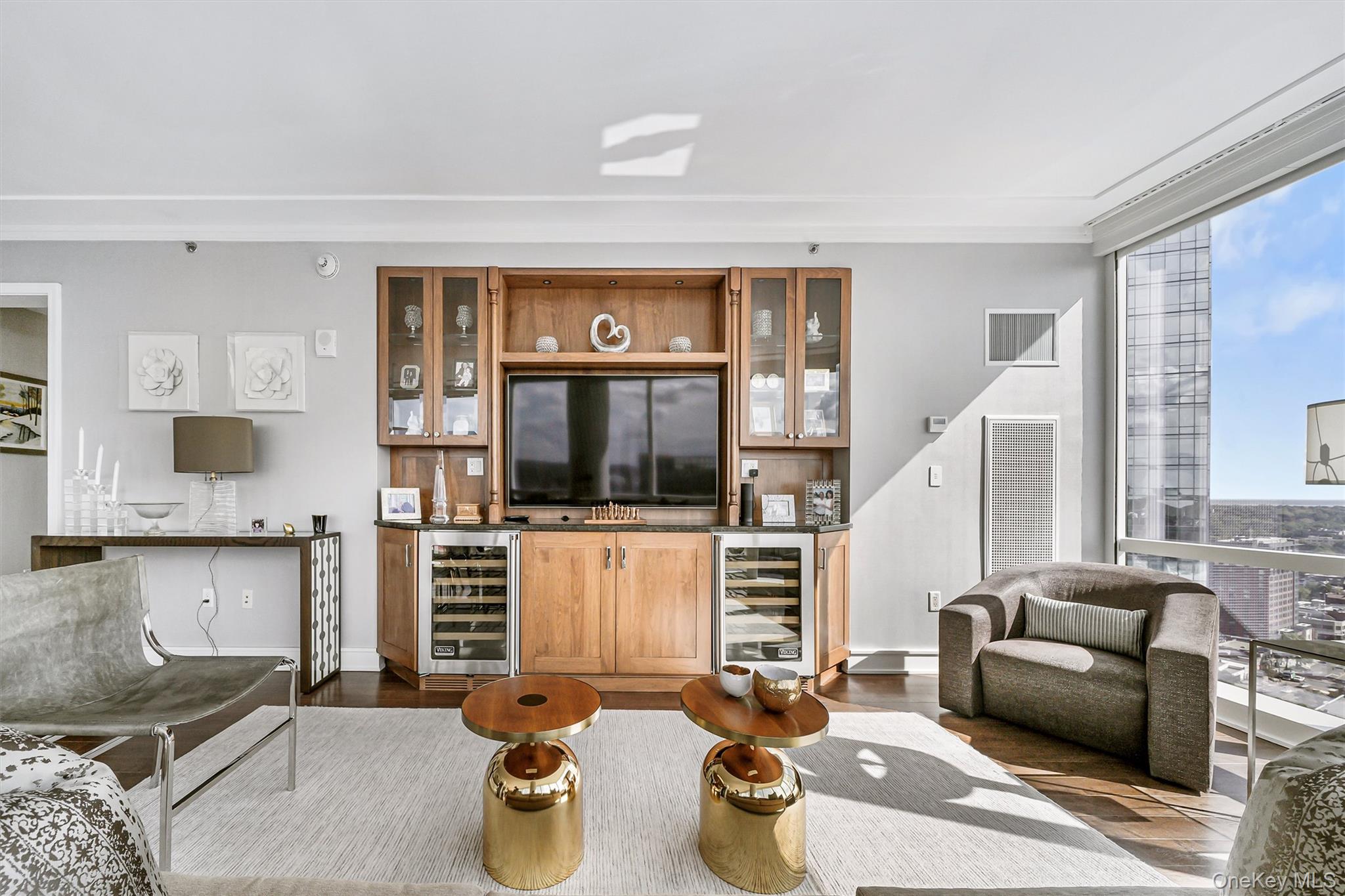 5 Renaissance Square Unit: 28E