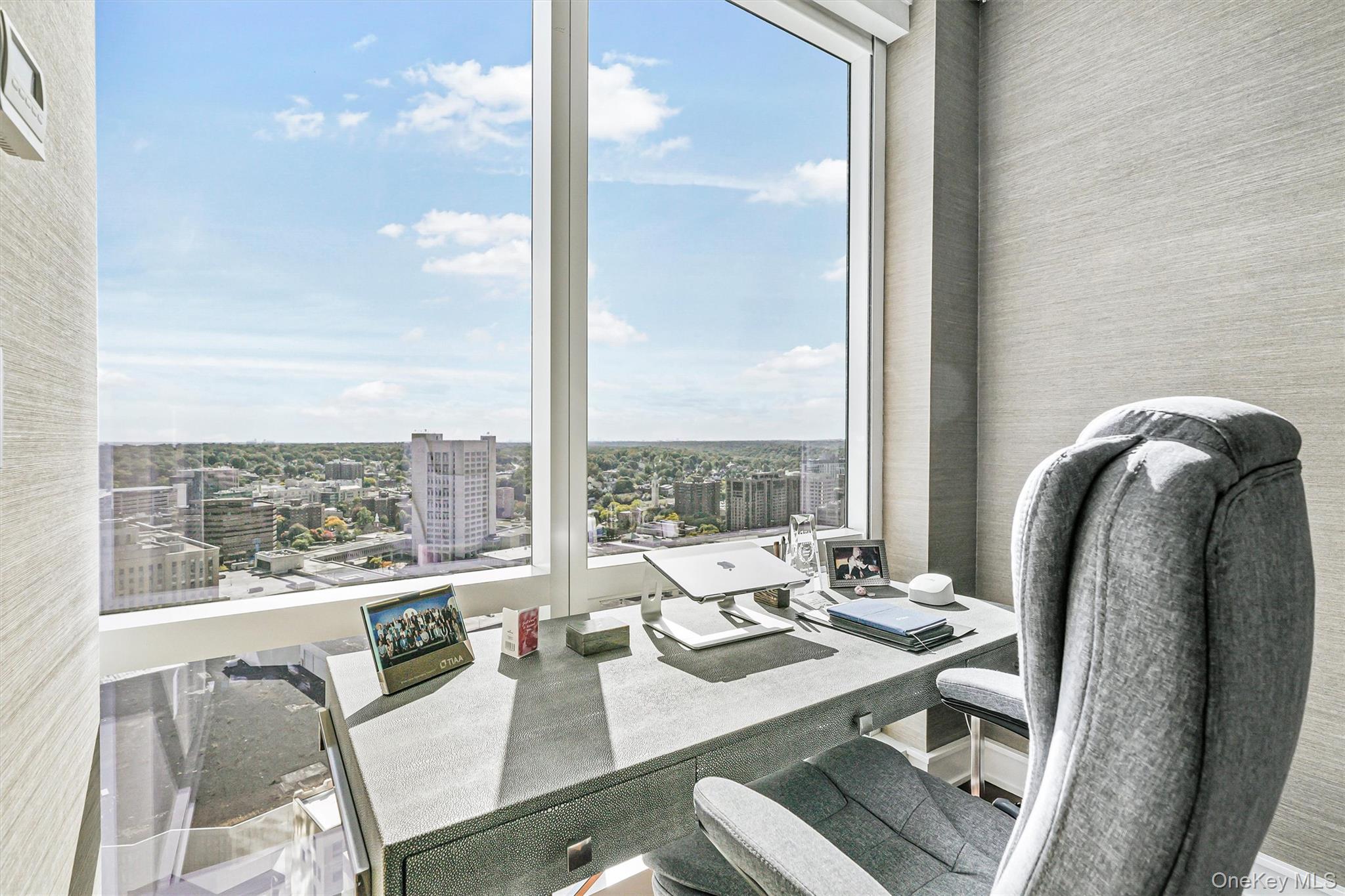 5 Renaissance Square Unit: 28E