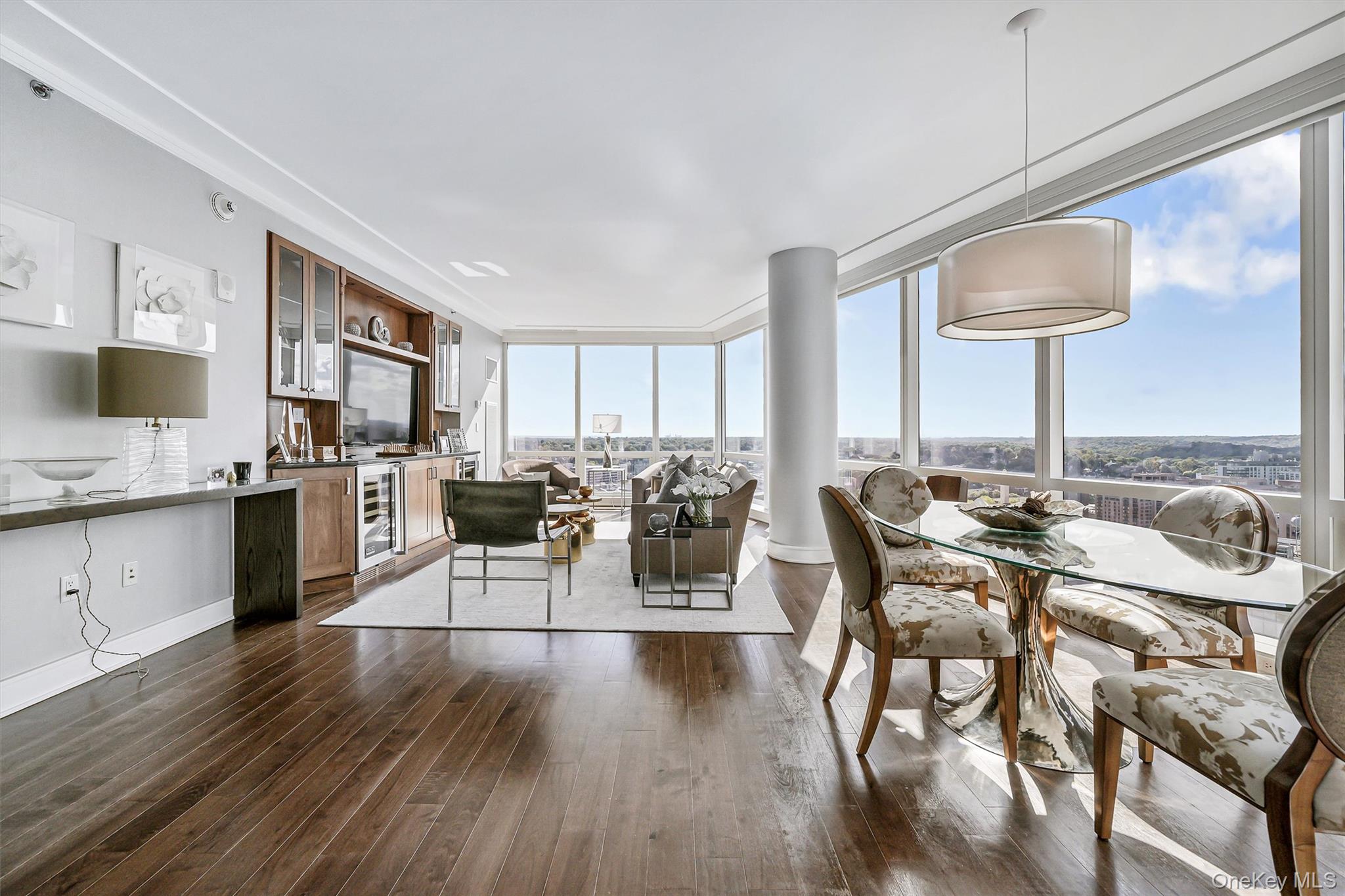 5 Renaissance Square Unit: 28E