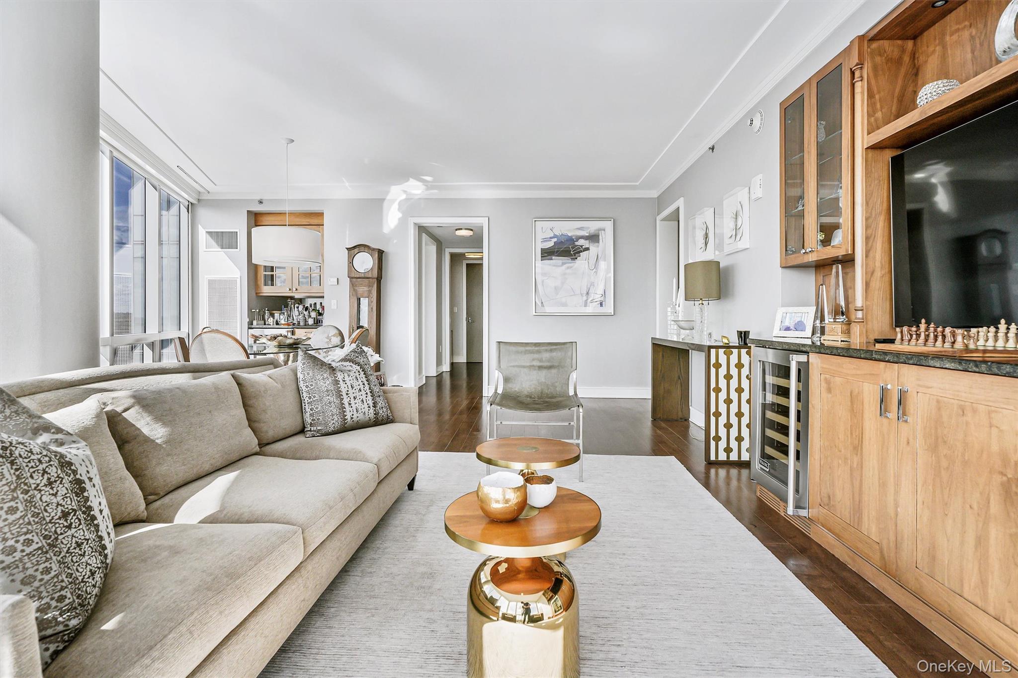 5 Renaissance Square Unit: 28E