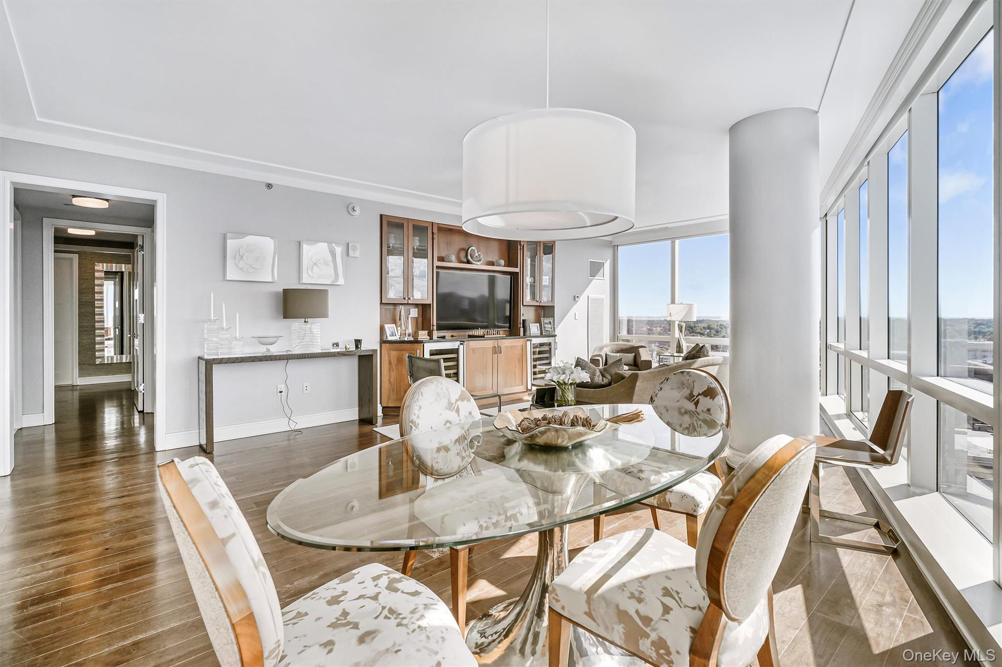 5 Renaissance Square Unit: 28E