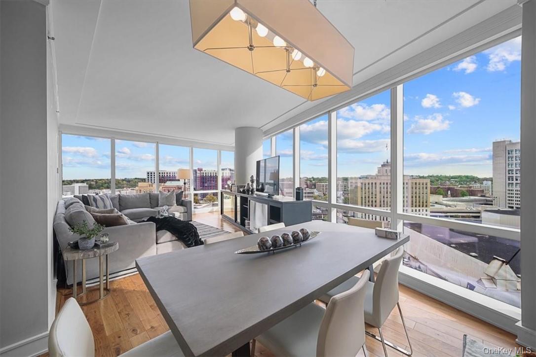 1 Renaissance Square Unit: 14D