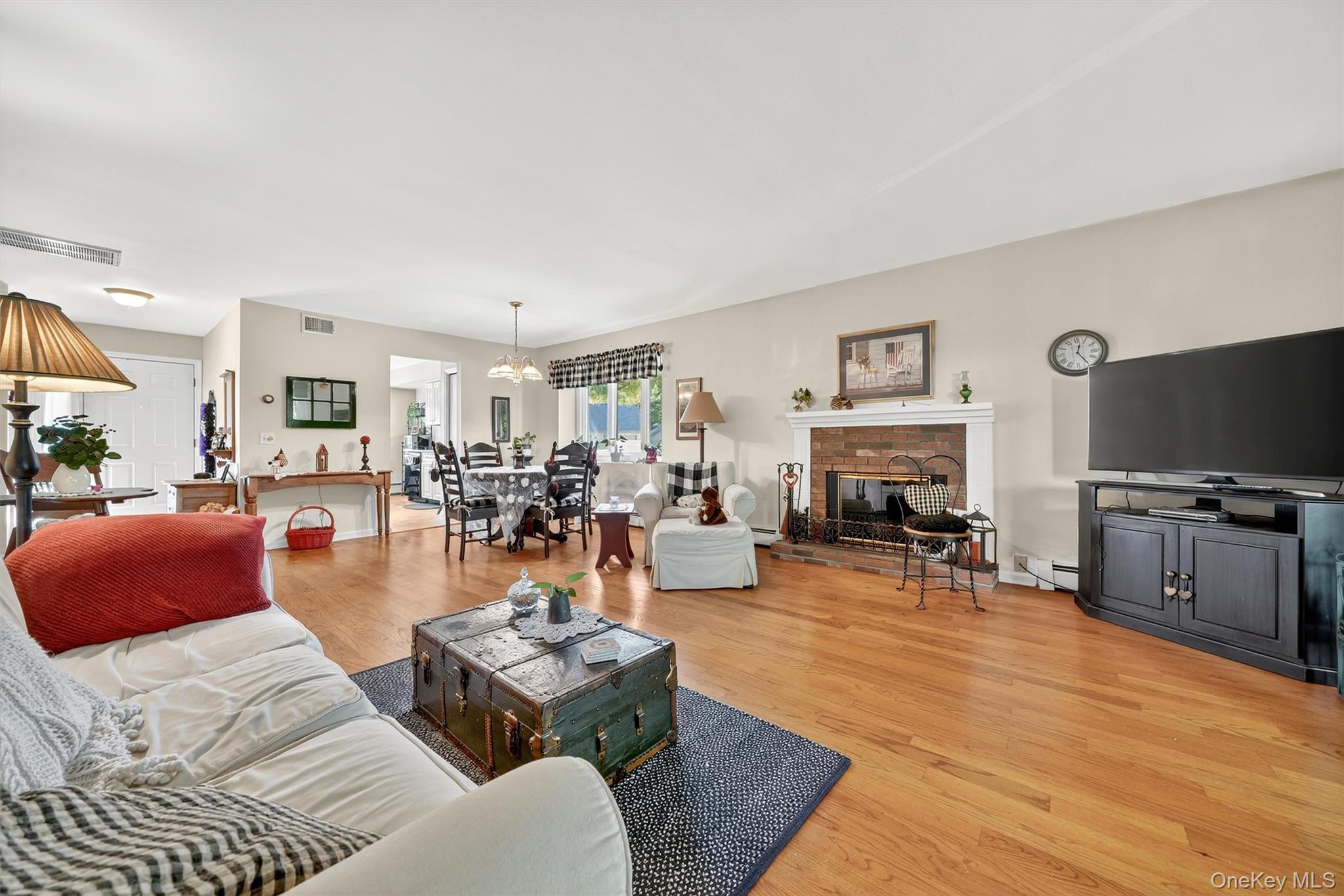 101 Eagle Bay Drive Unit: 101